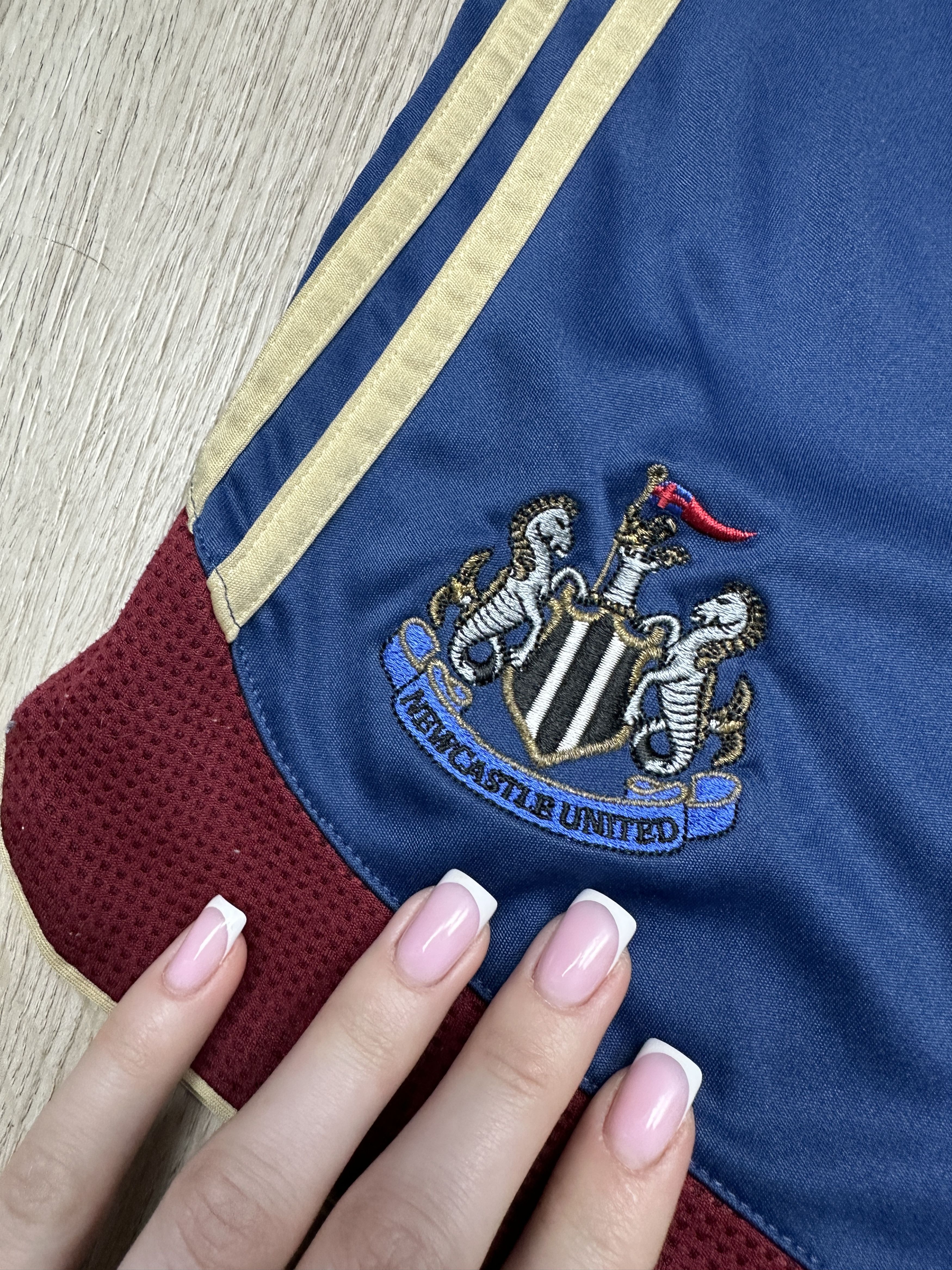 Adidas Newcastle United Adidas Vintage Mens Football Shorts Size US 36 / EU 52 - 3 Thumbnail