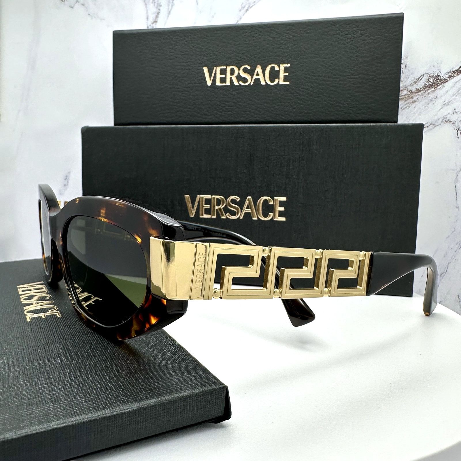 Versace New VERSACE Sunglasses Brown Gold Acetate & Metal Cat Eye Size ONE SIZE - 4 Thumbnail