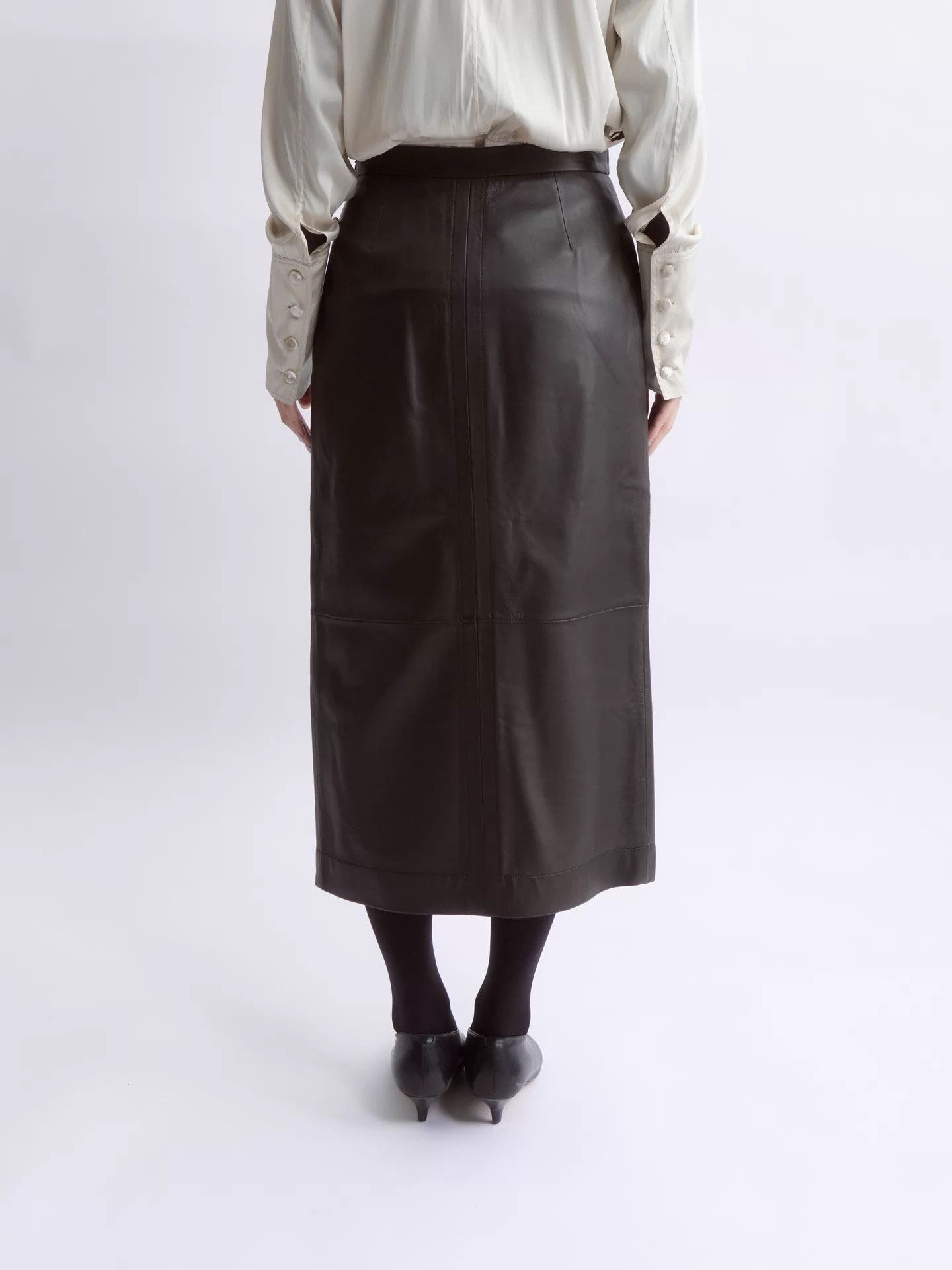 Loewe LOEWE Vintage Brown Leather High-Waist Pencil Skirt Size 26" / US 2 / IT 38 - 3 Thumbnail