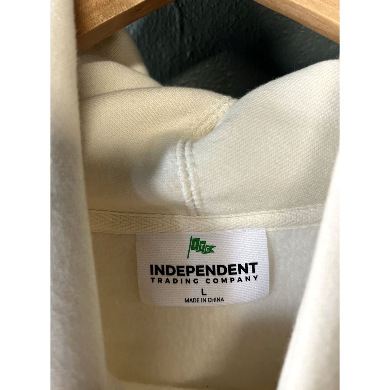 Vintage Bad Decisions Shift Happens Hoodie Pullover Sweater Ivory L Women Size L / US 10 / IT 46 - 3 Thumbnail