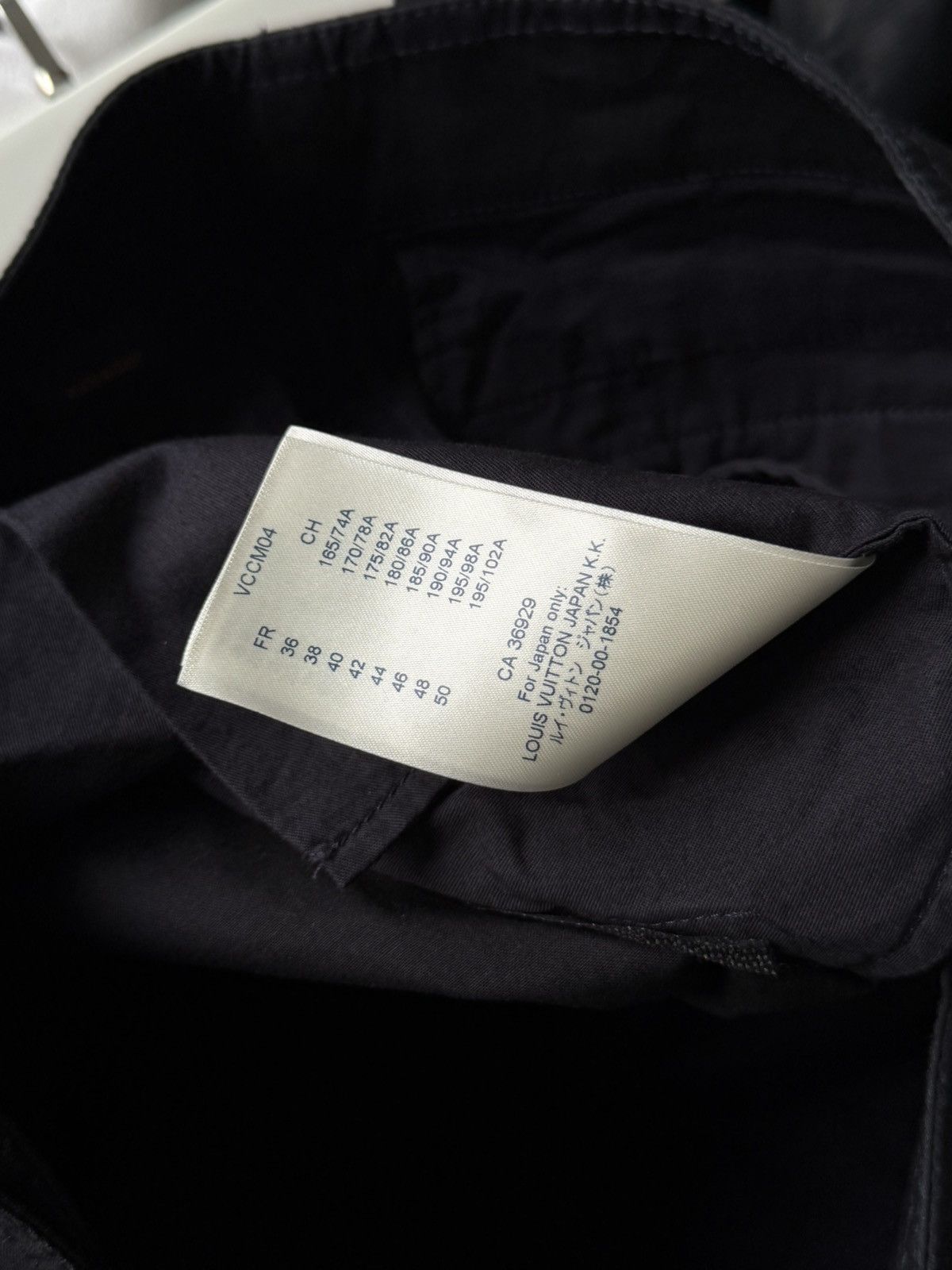 Louis Vuitton Louis Vuitton Navy Cargo Size US 32 / EU 48 - 8 Thumbnail