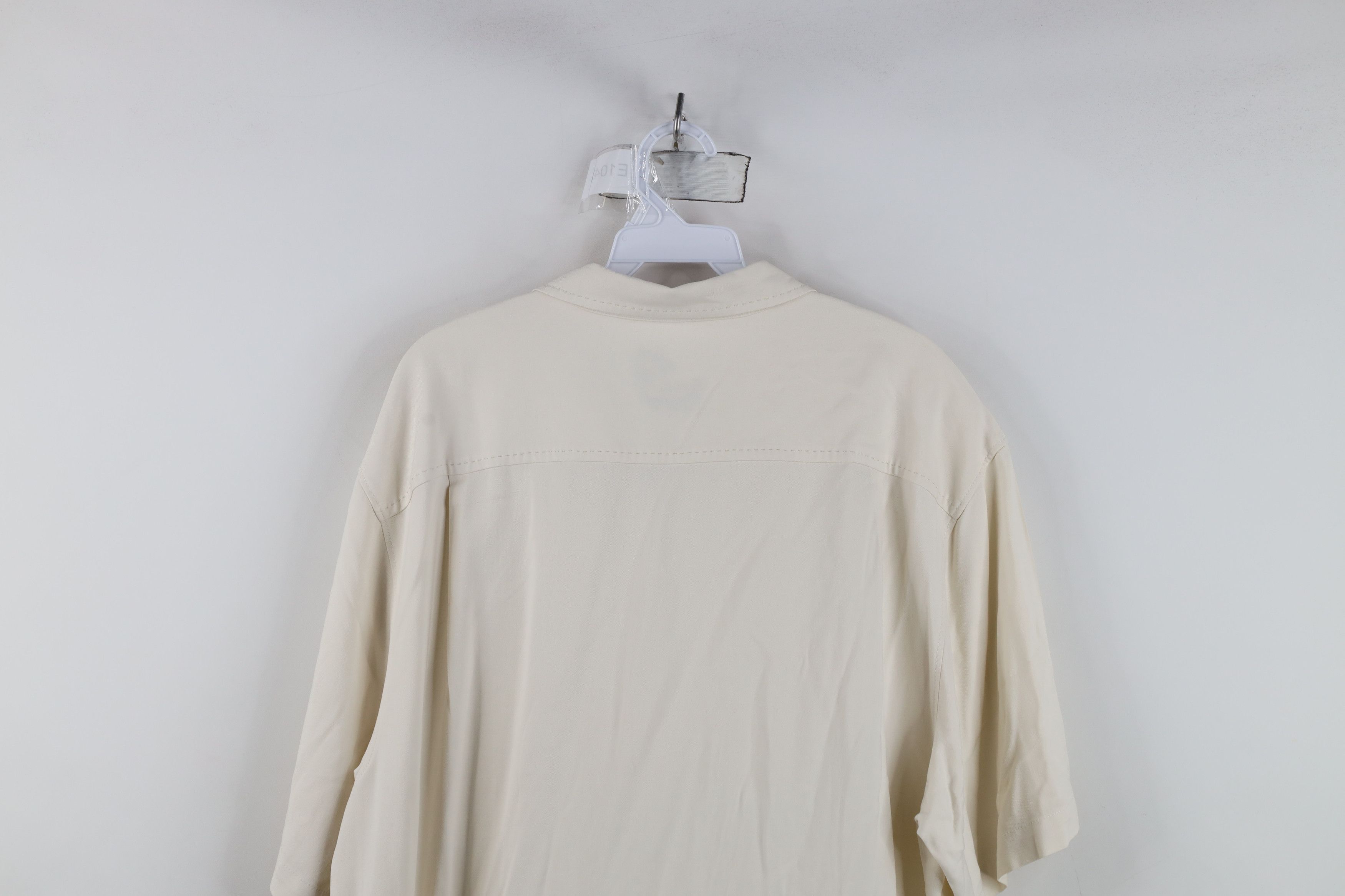 Tommy Bahama Vintage Tommy Bahama Fit Looped Collar Silk Button Shirt Size US L / EU 52-54 / 3 - 13 Thumbnail