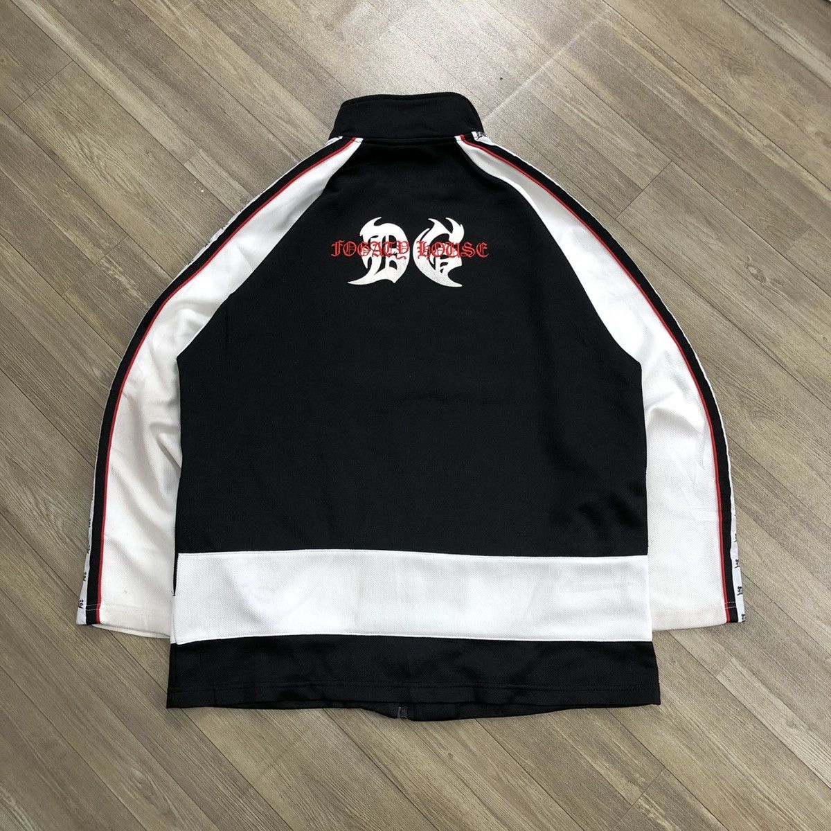 20471120 × Beauty Beast × Japanese Brand Vintage Fogaty House Cross Tribal Lgb Goa Tapped Jacket Size US XL / EU 56 / 4 - 16 Thumbnail