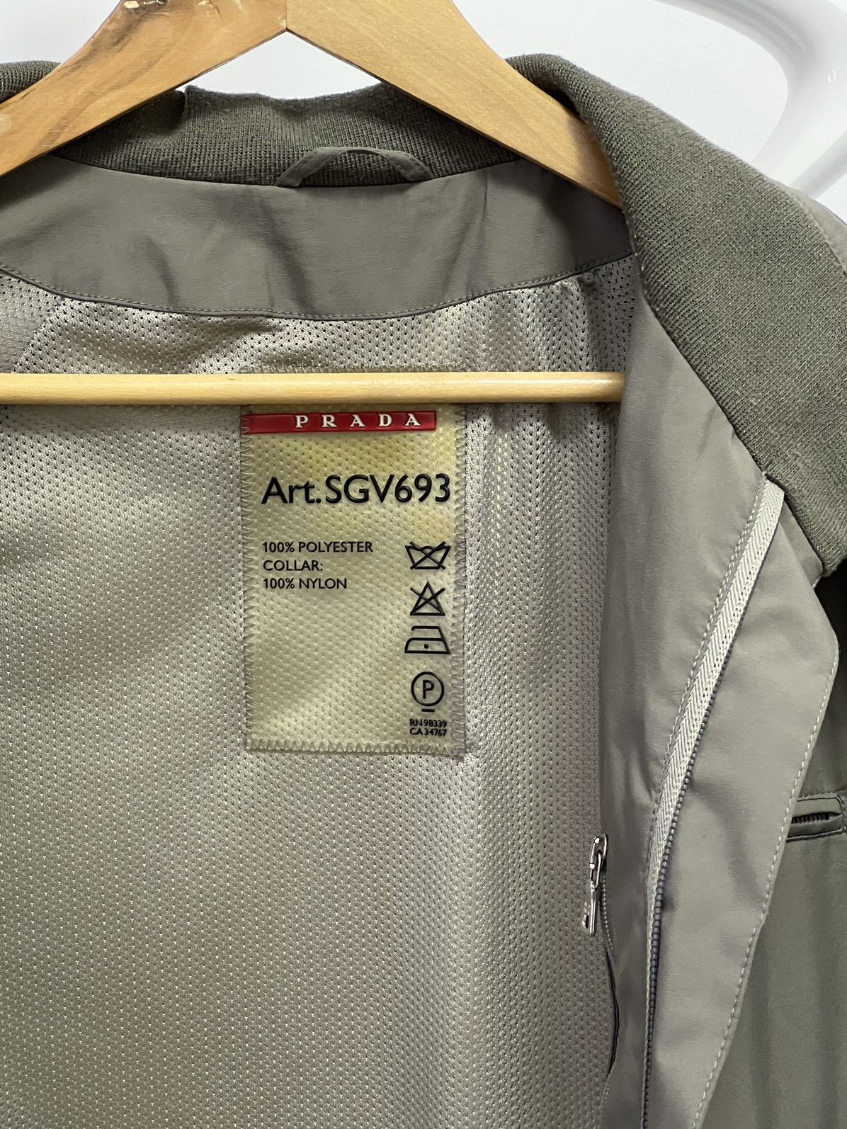 Goretex Prada Goretex Jacket Size US M / EU 48-50 / 2 - 11 Thumbnail