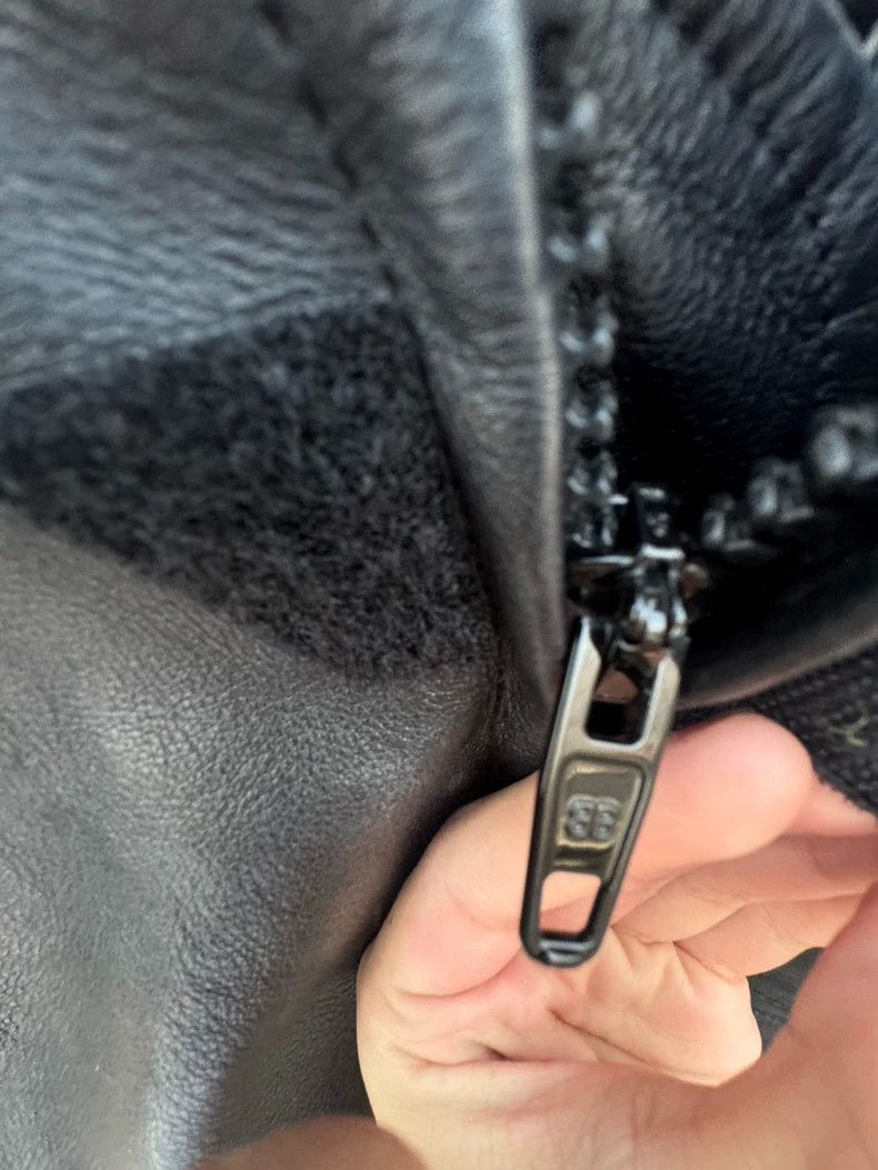 Balenciaga Balenciaga size os 23aw Sample Inflatable Leather jacket 25 Size US S / EU 44-46 / 1 - 6 Thumbnail