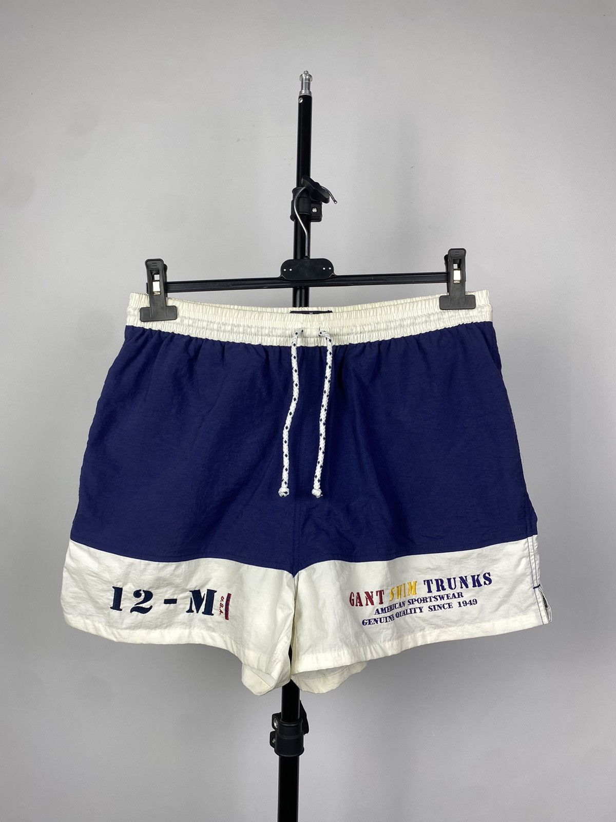 Gant × Vintage Vintage 90s Gant usa shorts Size US 32 / EU 48 - 1 Thumbnail