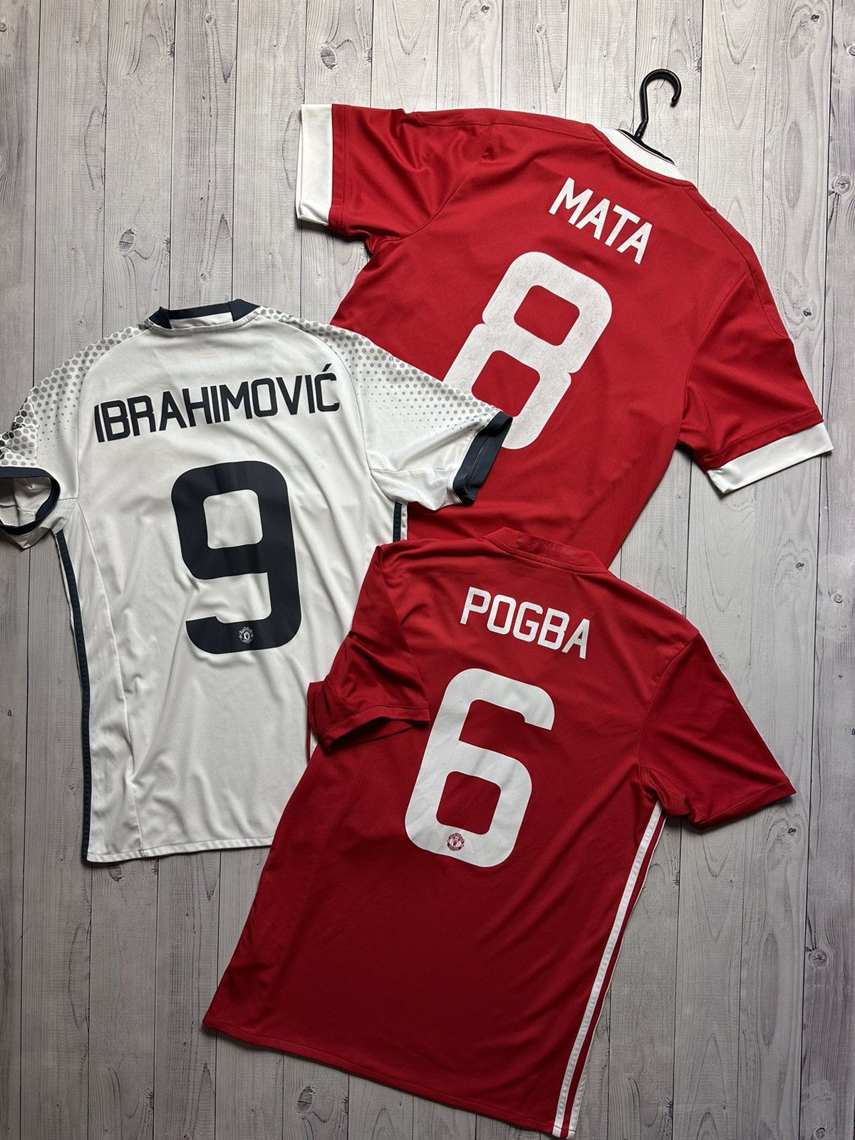 Adidas × Vintage Vintage adidas Manchester United Ibrahimovich soccer jersey Size US S / EU 44-46 / 1 - 11 Thumbnail