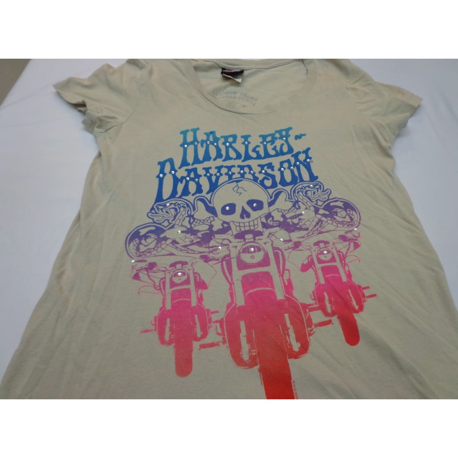 Harley Davidson Harley-Davidson T Shirt Womens L Beige Short Sleeve Scoop Neck Casual Knit Basic Motorcycle - 90s? (no) Size L / US 10 / IT 46 - 2 Thumbnail