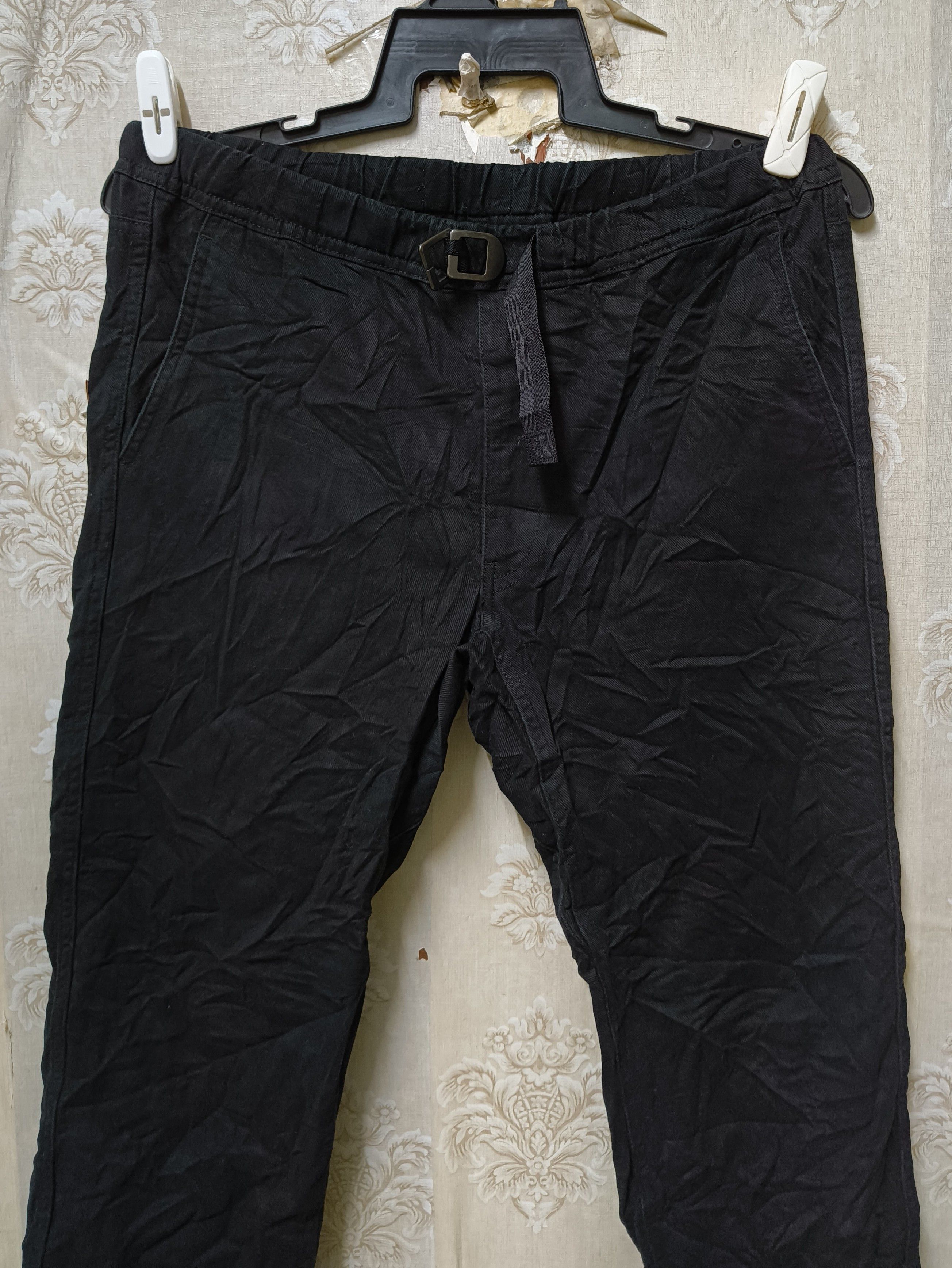 Undercover × Uniqlo UNDERCOVER X UNIQLO BLACK KHAKI PANTS Size US 34 / EU 50 - 10 Thumbnail