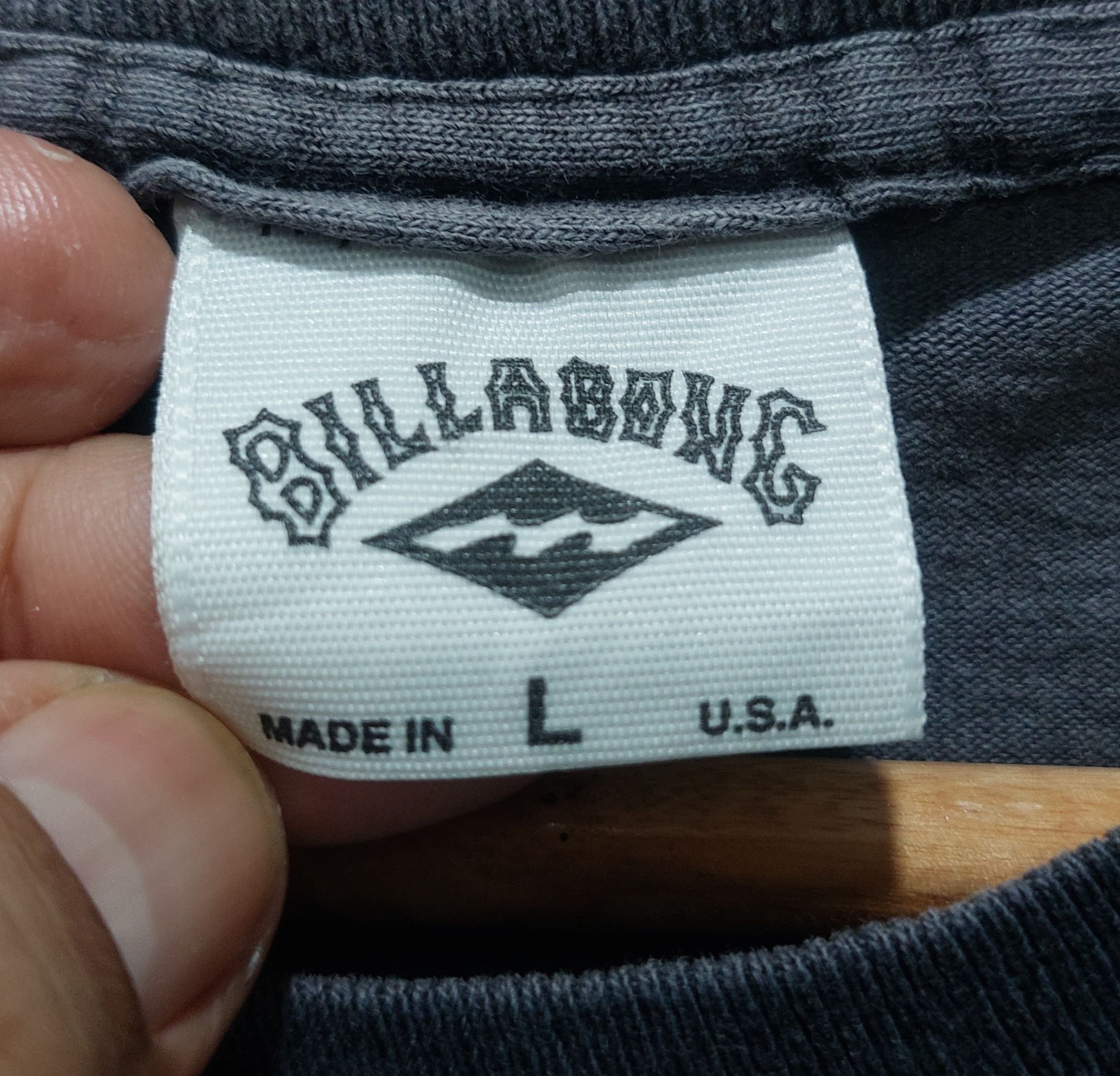 Billabong VINTAGE BILLABONG 90's SUN FADED LONG SLEEVE T HARD TO FIND Size US L / EU 52-54 / 3 - 11 Thumbnail