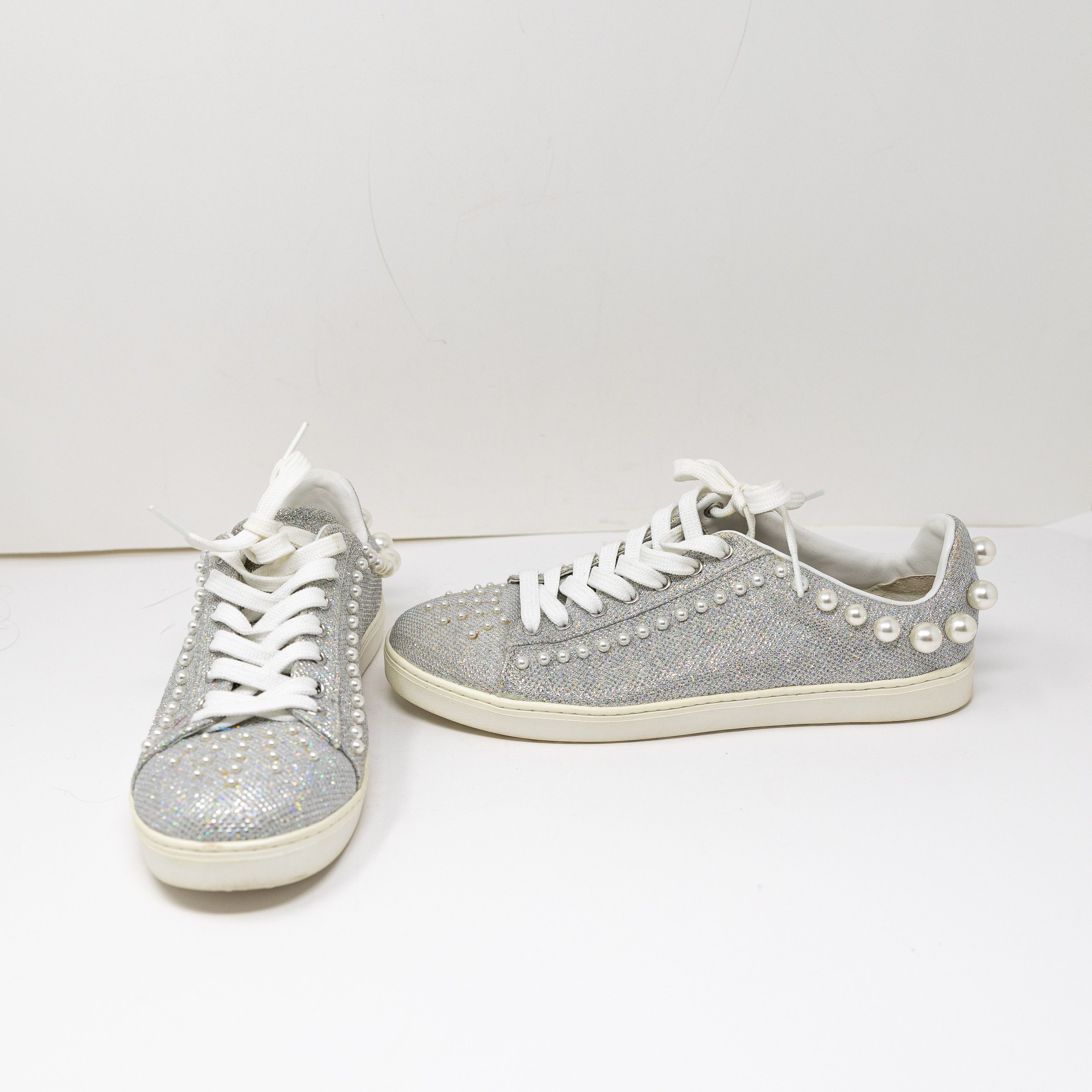 Stuart Weitzman Stuart Weitzman Goldie Velvet Velour Pearl Size US 9 / IT 39 - 1 Thumbnail
