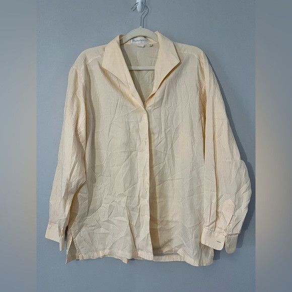 Burberry Burberrys Vintage button up top size large FLAWED Size L / US 10 / IT 46 - 1 Thumbnail