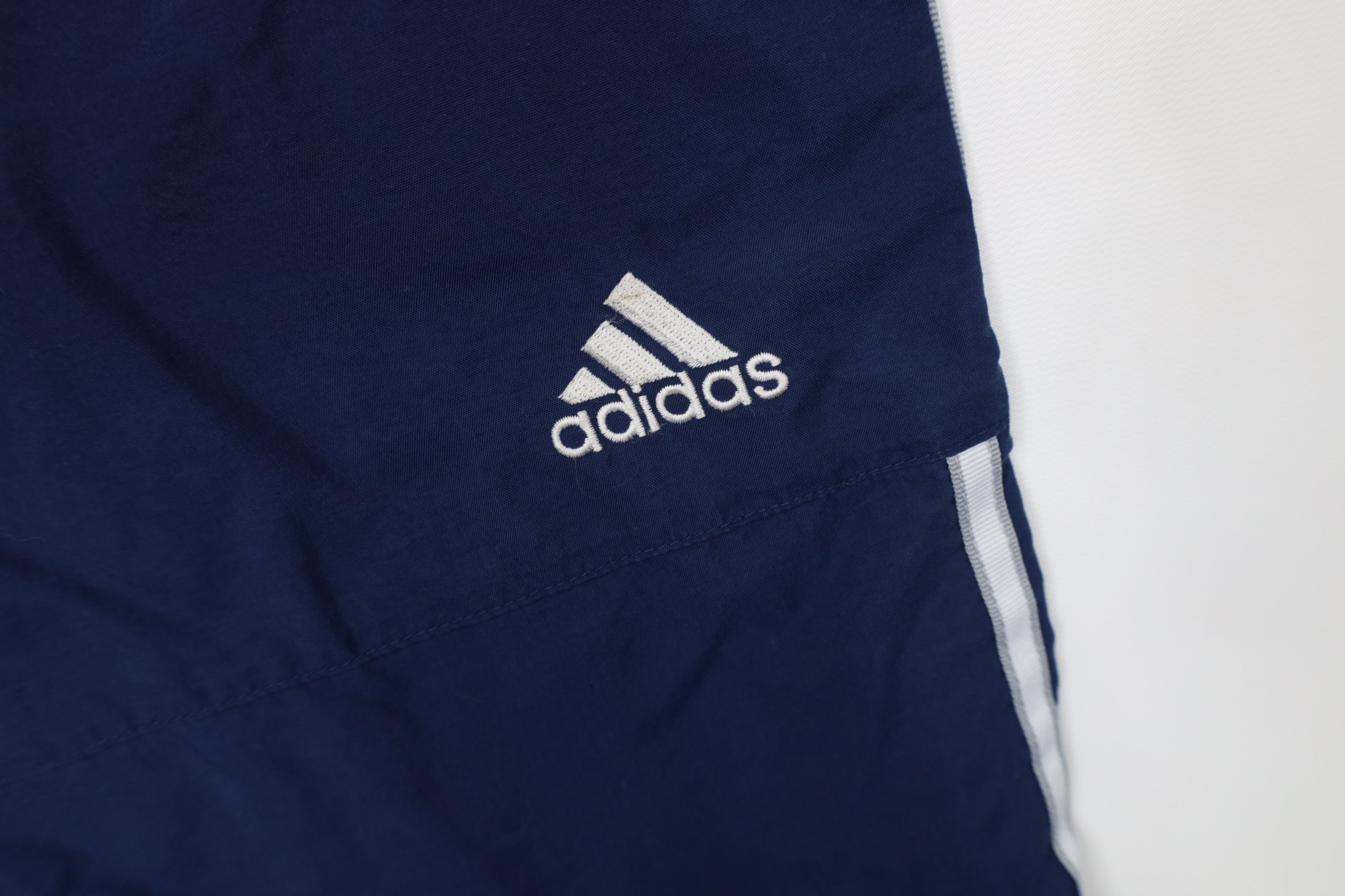 Adidas Vintage 90s Adidas Spell Out Striped Shorts Baggies Nylon Size US 32 / EU 48 - 5 Thumbnail