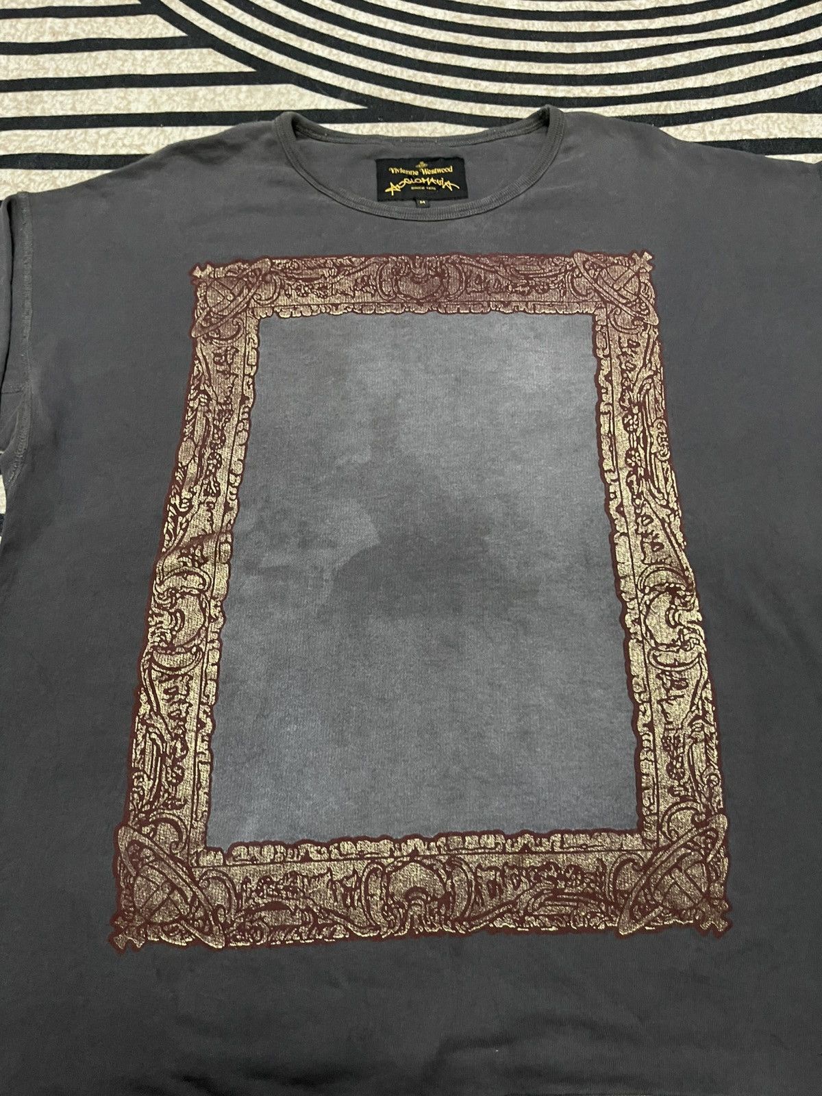Vivienne Westwood 2000s VIVIENNE WESTWOOD AGLOMANIA FRAME ORB PRINT RARE Size M / US 6-8 / IT 42-44 - 6 Thumbnail