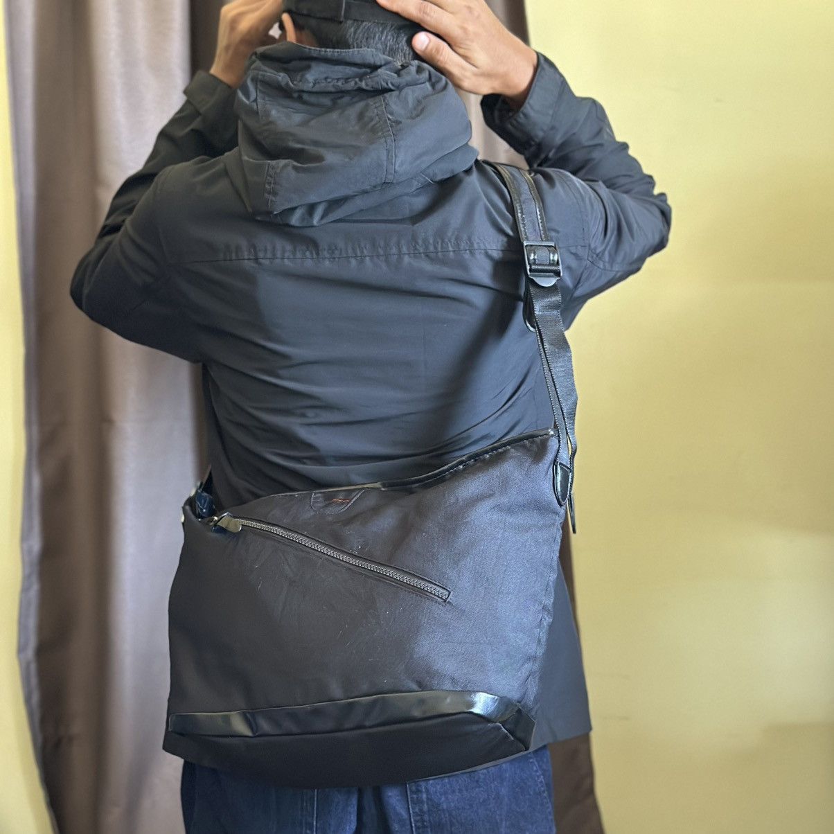 Bianchi Messenger Bag in Black, Men's