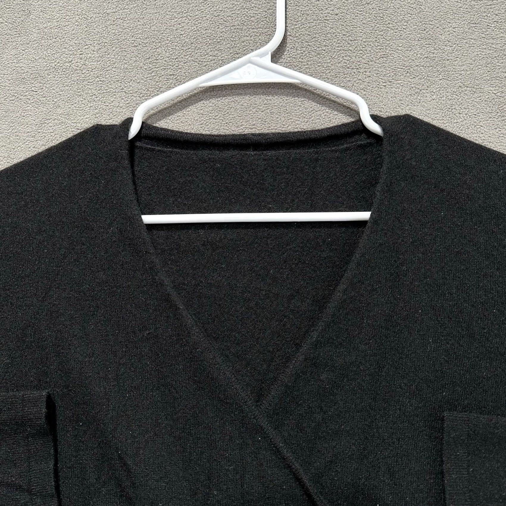 Ann Taylor Ann Taylor Sweater Womens Large Black 100% Cashmere V-Neck 3/4 Sleeve Pullover Knit Casual Size L / US 10 / IT 46 - 6 Thumbnail