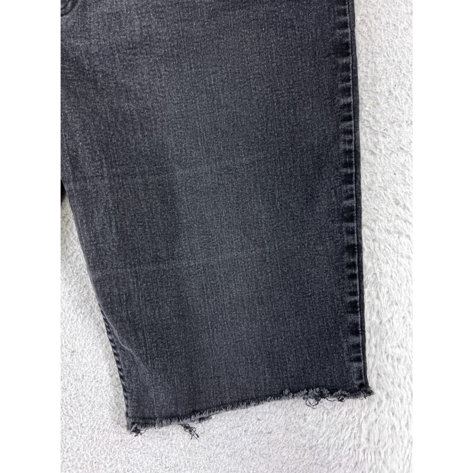 Lee VINTAGE Lee Shorts Womens 16 Black Denim Jean Cutoff Riders Classic Fit Cotton 32x13 Size 38" / US 16 / IT 52 - 2 Thumbnail