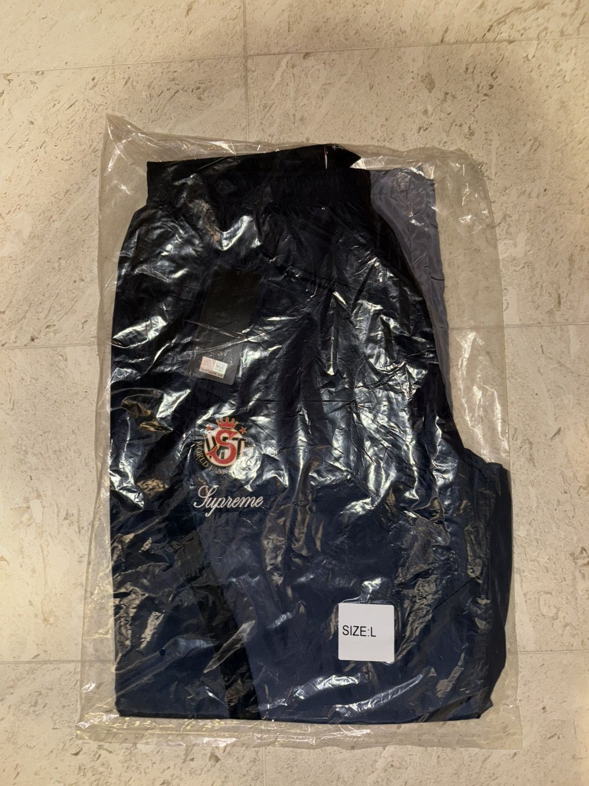 Supreme × Umbro Supreme Umbro Gradient Track Pant Size US 34 / EU 50 - 3 Thumbnail