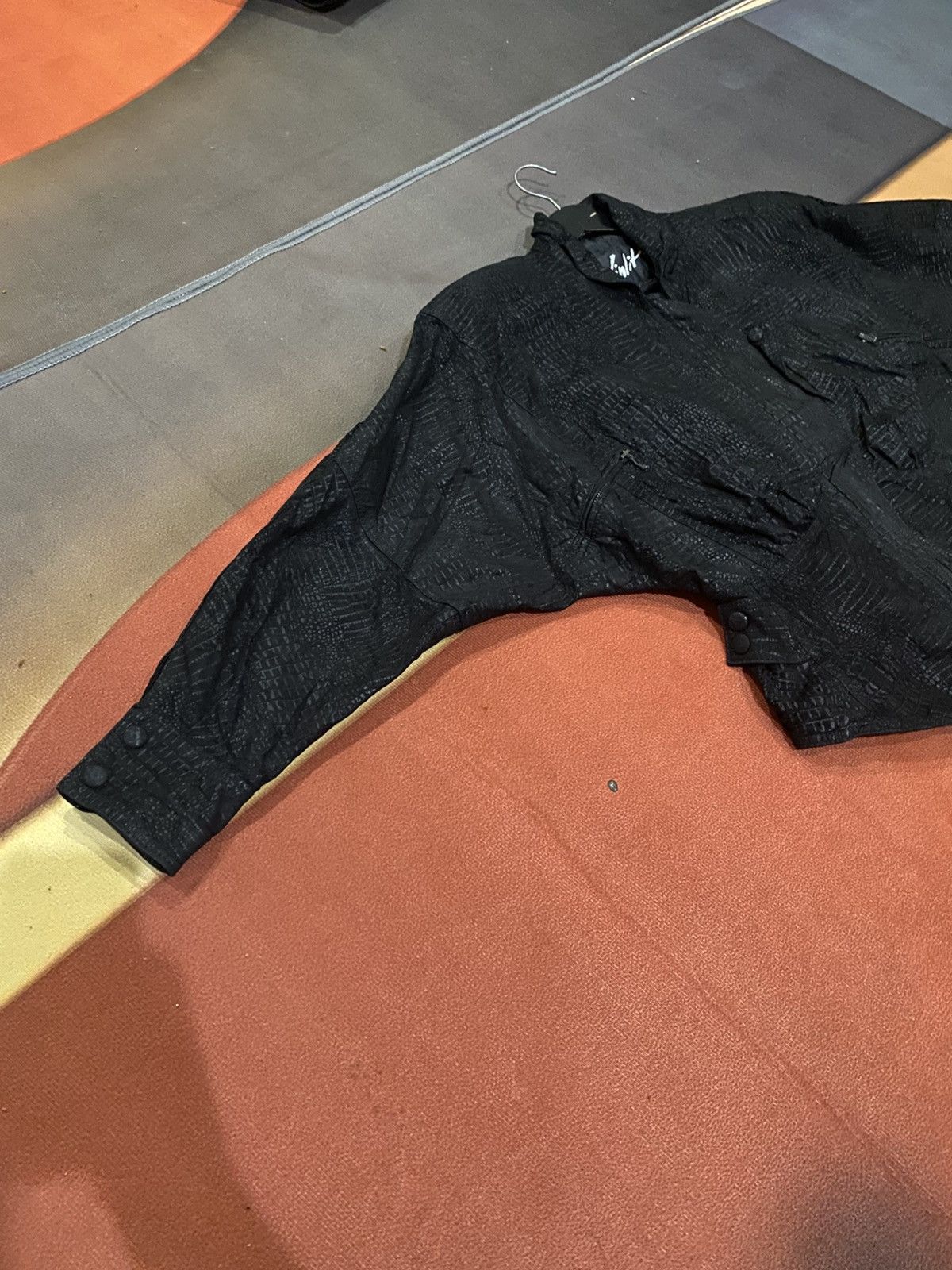 Other Vintage Winlit Genuine Leather Black Embossed Pattern Jacket Size US M / EU 48-50 / 2 - 17 Thumbnail