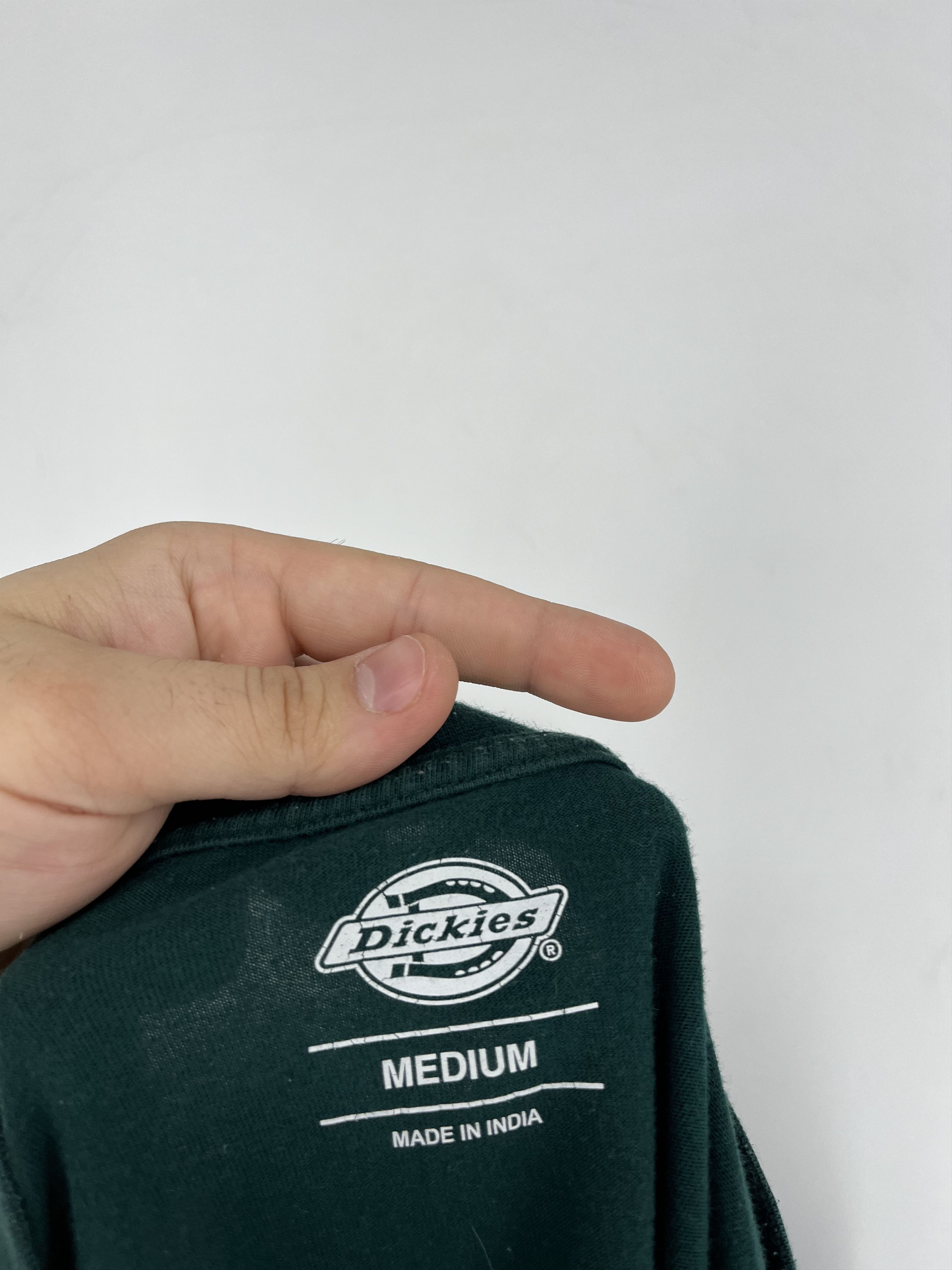 Other Vintage Dickies Green Tee T-Shirt Classic Big Logo Size M Size US M / EU 48-50 / 2 - 11 Thumbnail