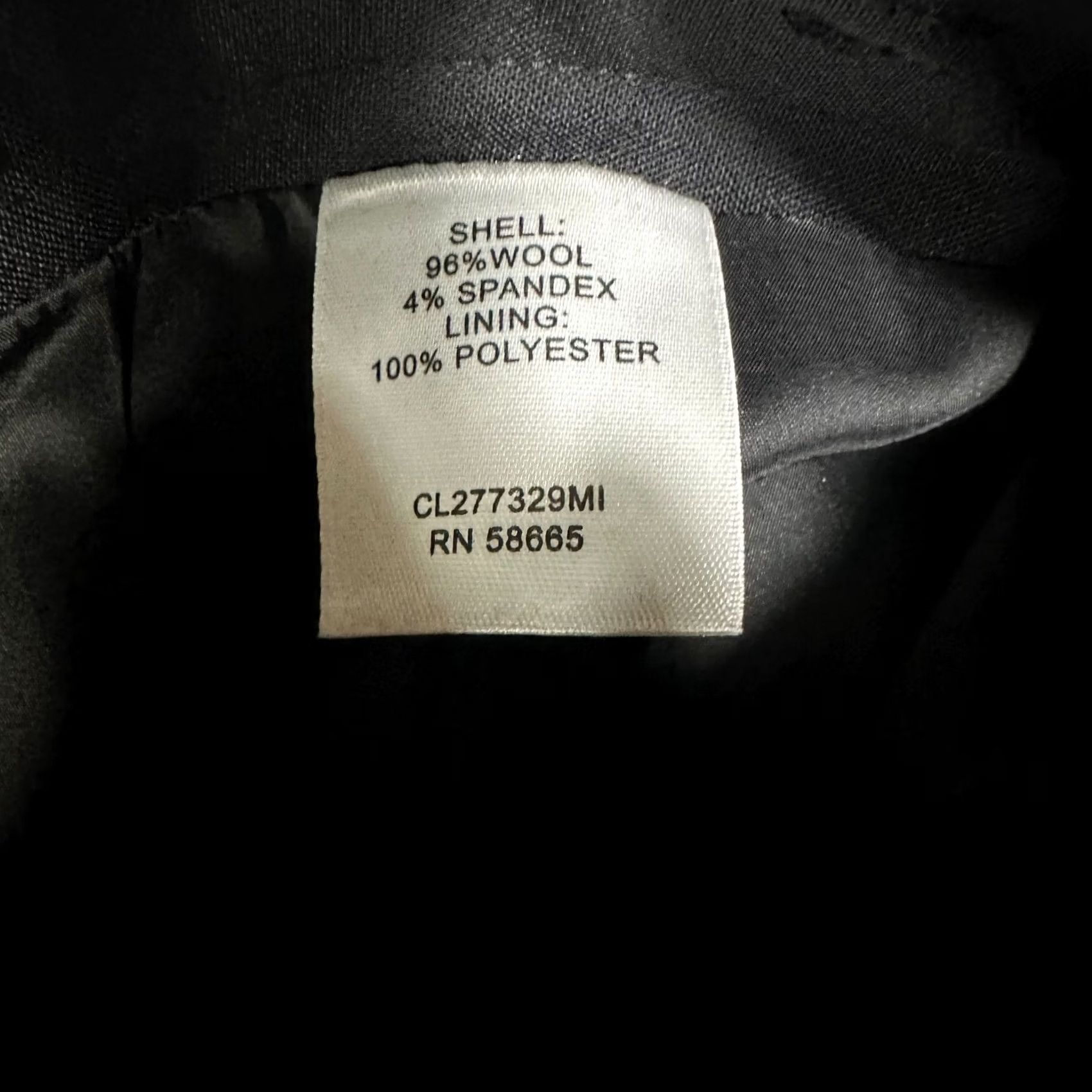 Vintage Classiques Entier Skirt Womens Size 8 Black Wool Stretch Pencil Lined Back Zip Vent Size 30" / US 8 / IT 44 - 4 Thumbnail