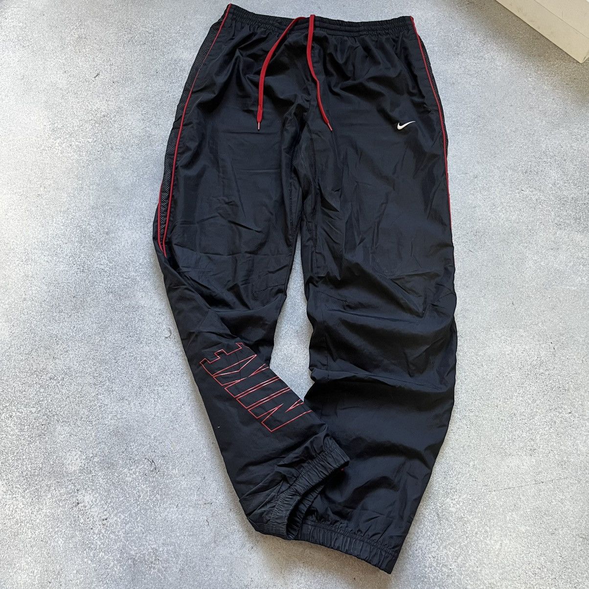 Nike VINTAGE NIKE TRACK PANTS NYLON DRILL Size US 34 / EU 50 - 4 Thumbnail