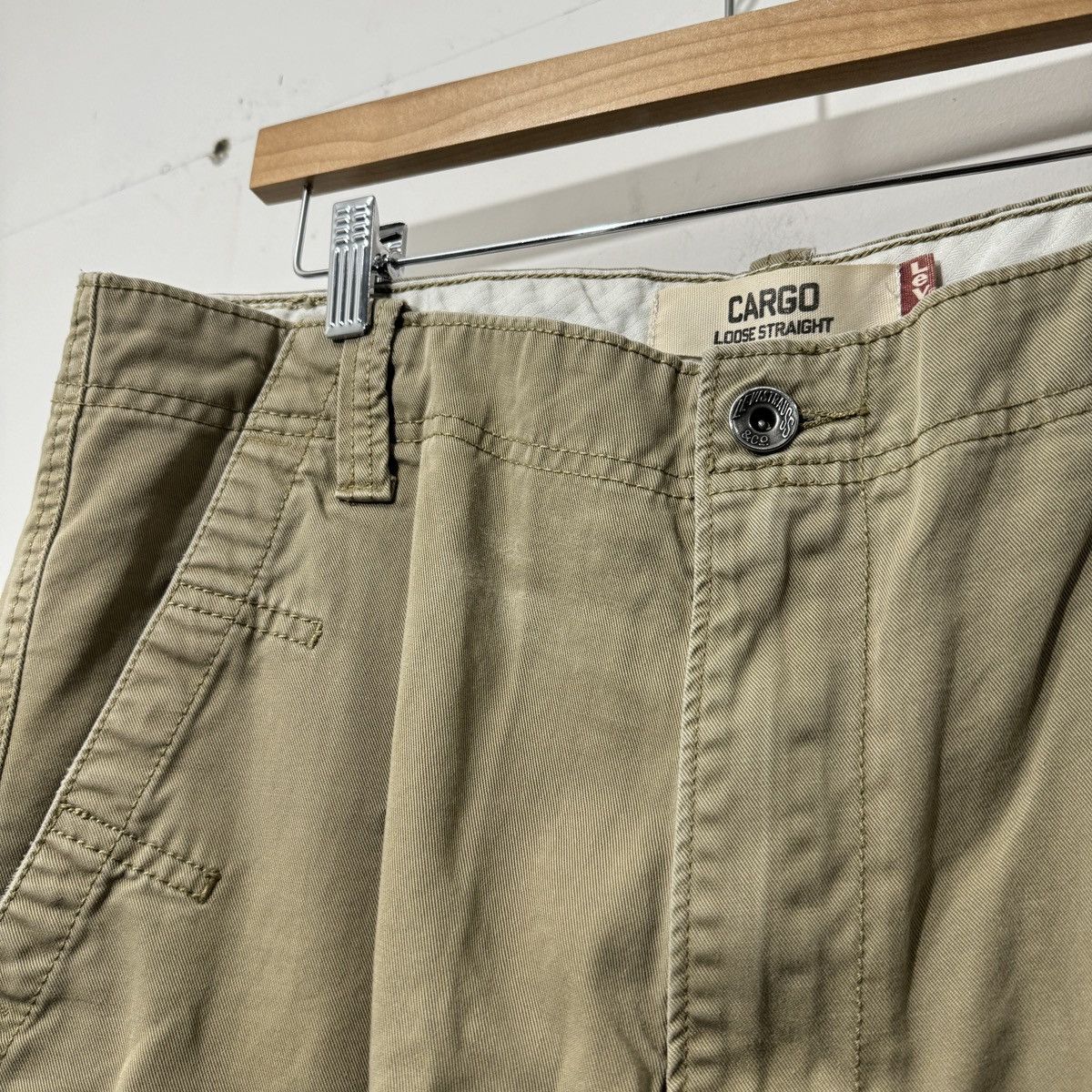 Levi's Vintage Y2K Levi's Wide Leg Baggy Cargo Pants Size US 36 / EU 52 - 11 Thumbnail