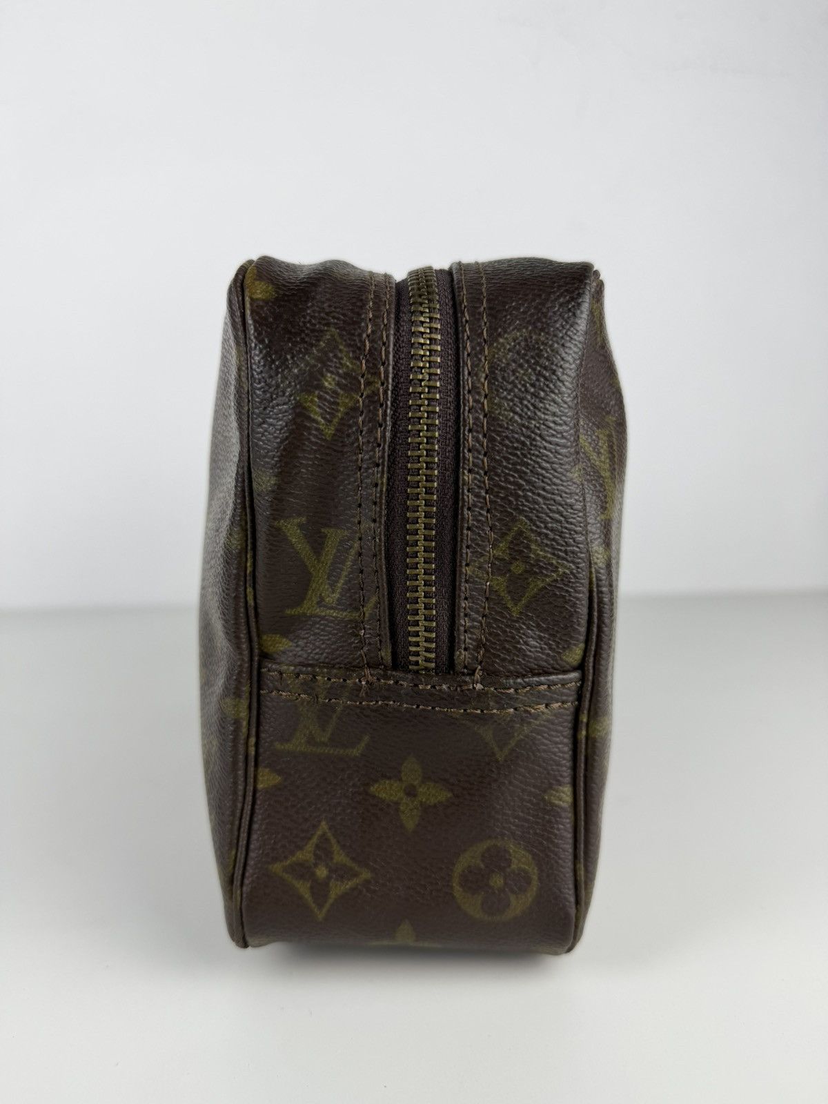Louis Vuitton Vintage 80s Louis Vuitton monogram trousse 28 toiletry bag Size ONE SIZE - 5 Thumbnail