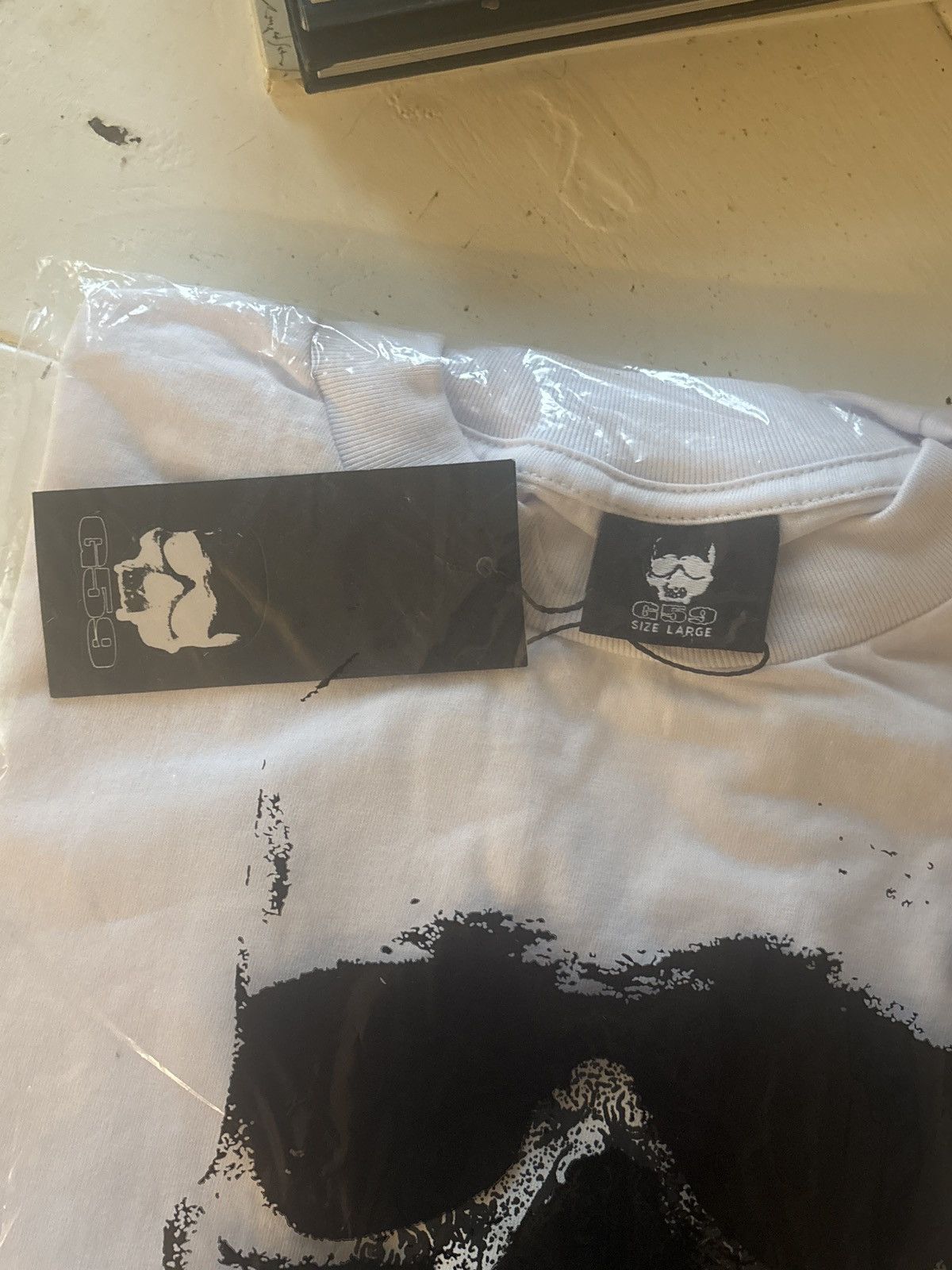 G59 Records Finding shelter in my larynx G59 T-shirt Size US L / EU 52-54 / 3 - 3 Thumbnail