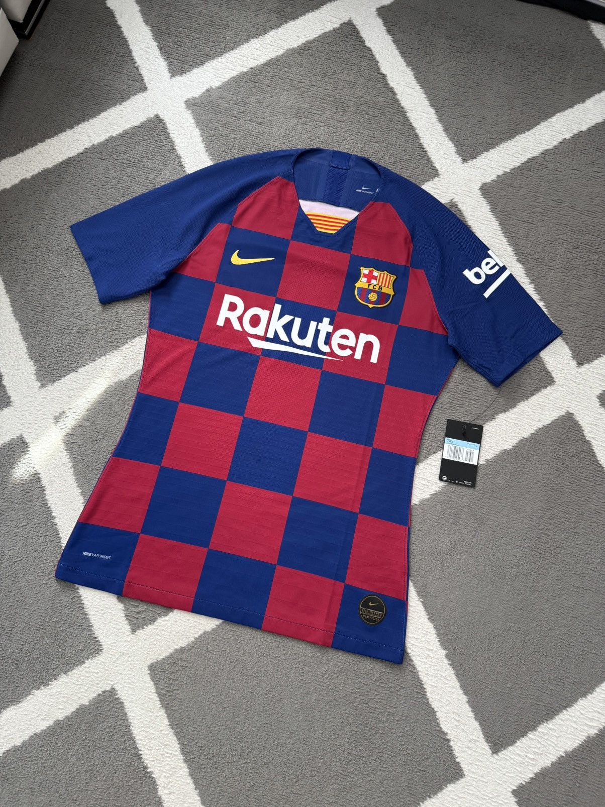 Nike Nike FC Barcelona 2019/20 Home Player Issue Soccer Jersey Size US M / EU 48-50 / 2 - 4 Thumbnail