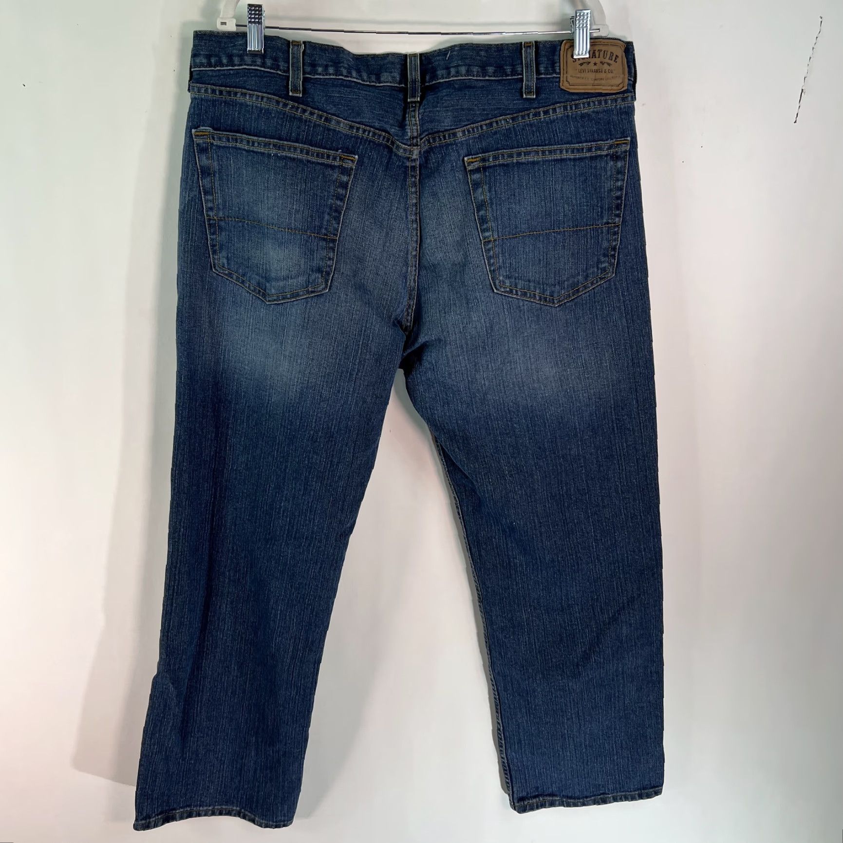 Vintage Signature By Levi Strauss & Co. Mens Mid Rise Straight Blue Denim Jeans Sz 40X30 Size US 40 / EU 56 - 2 Thumbnail