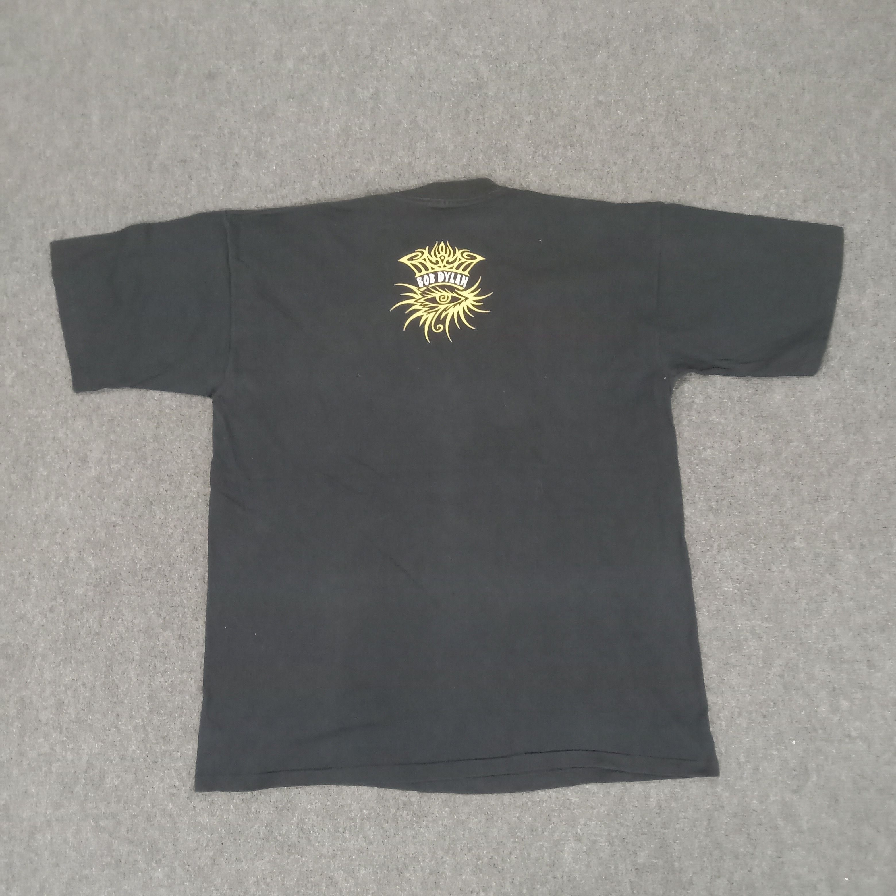 Vintage Vintage 90's Bob Dylan American Solo Singer Tshirt Size US L / EU 52-54 / 3 - 7 Thumbnail