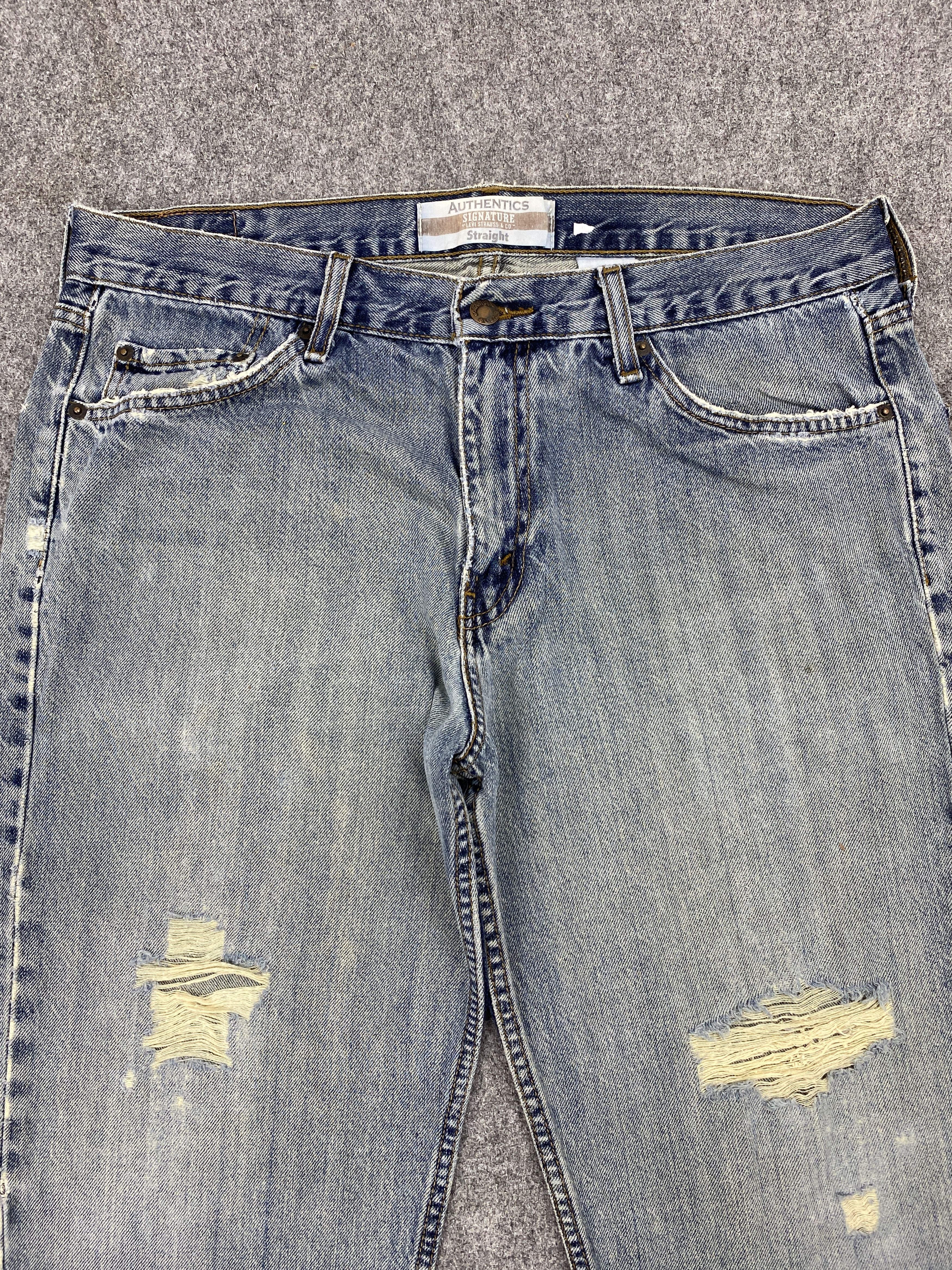 Levi's × Vintage Distrressed Vintage Levis Authentic Signature Jeans Size US 34 / EU 50 - 2 Thumbnail