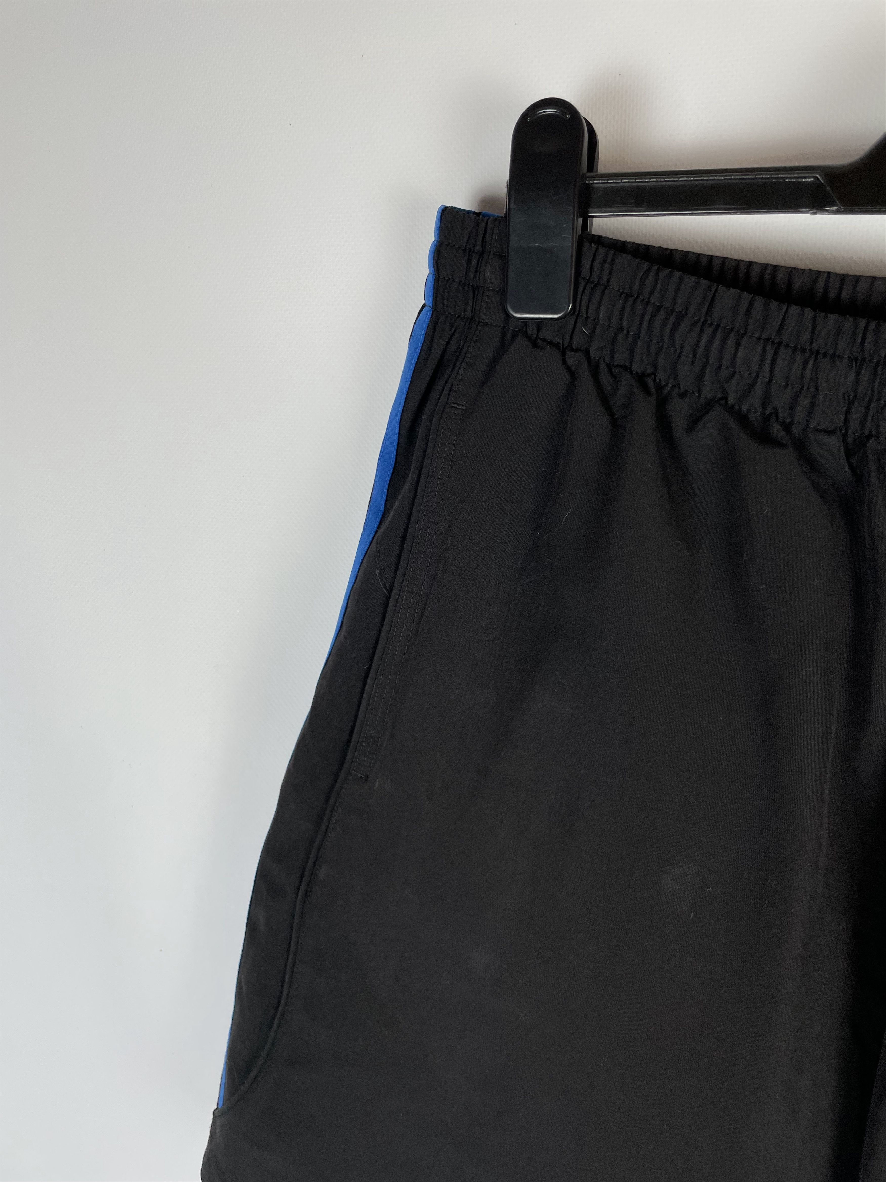 Adidas Vintage Adidas Shorts Y2k Size US 32 / EU 48 - 5 Thumbnail