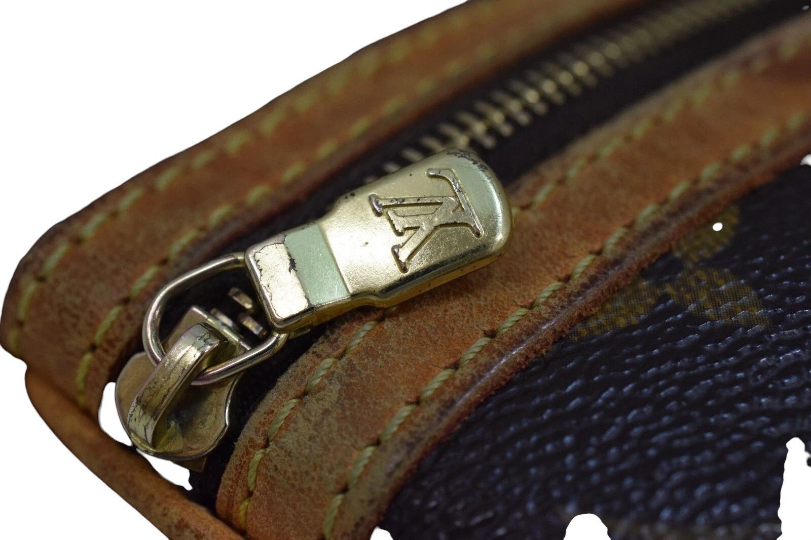 Louis Vuitton Louis Vuitton Pochette Bosphore CrossbodyBag Monogram M40044 Size ONE SIZE - 11 Thumbnail