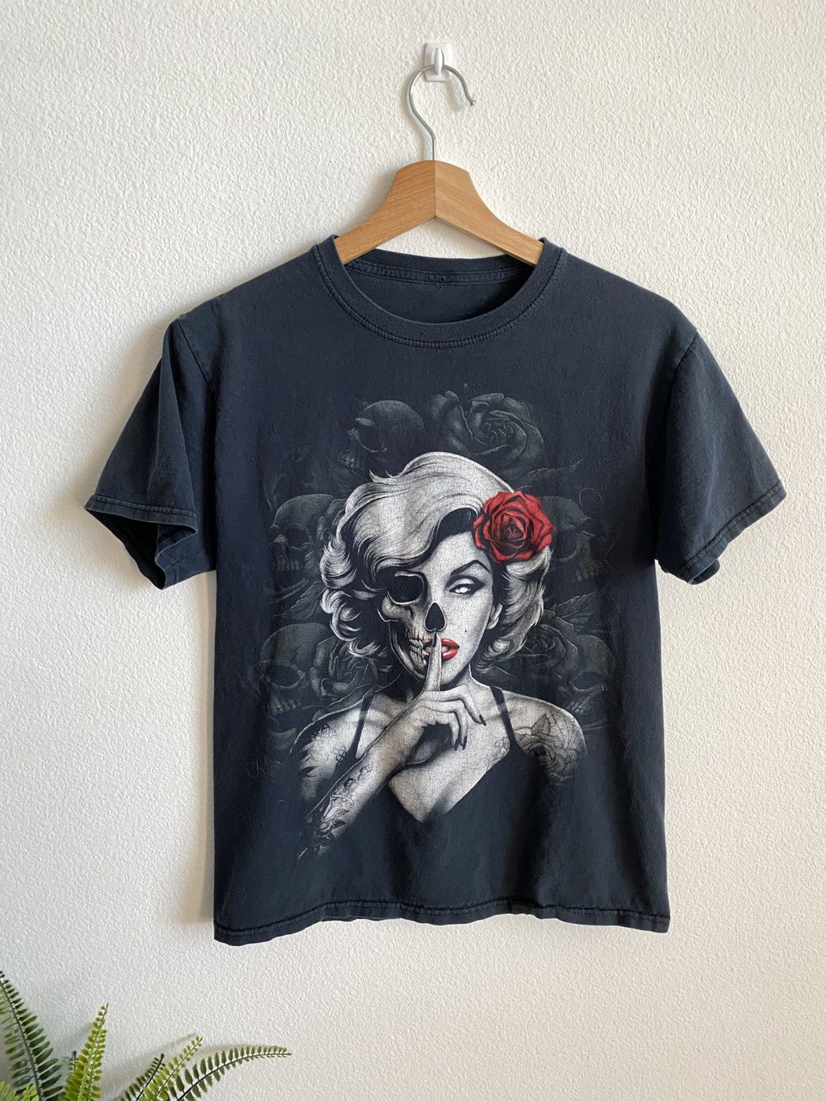 Other Faded Y2K Skull Tee Size US S / EU 44-46 / 1 - 1 Thumbnail