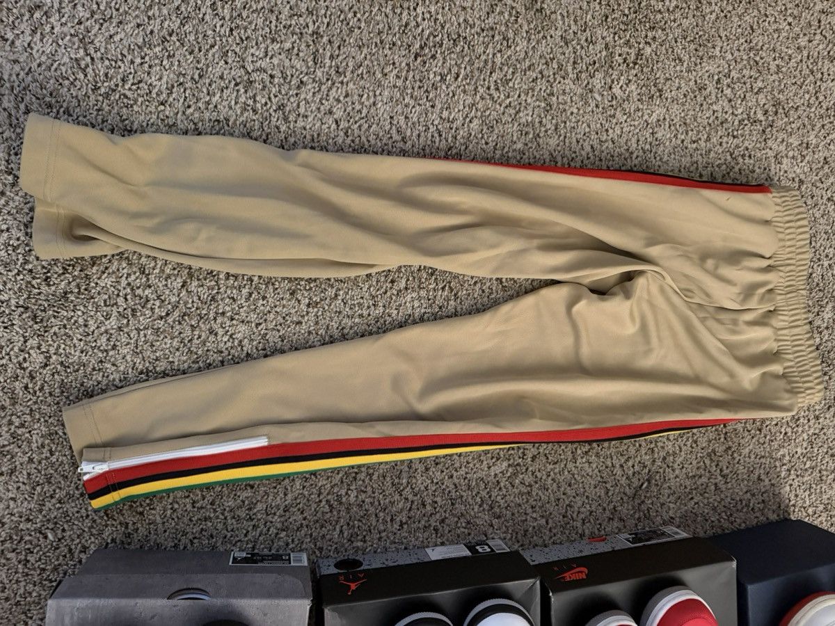 Palm Angels Palm Angels Rasta/ Tan Sweatpants Size US 28 / EU 44 - 2 Thumbnail