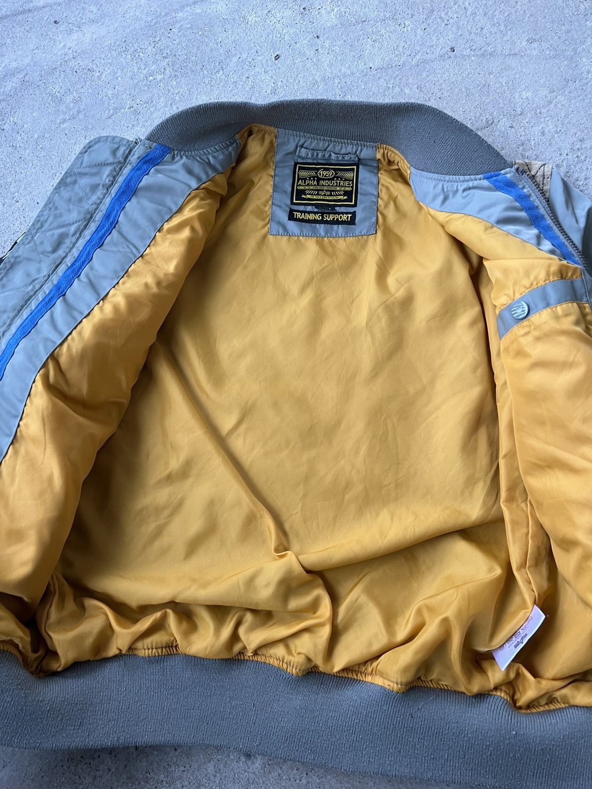 Alpha Industries Alpha Industries Bomber Jacket Size US S / EU 44-46 / 1 - 3 Thumbnail