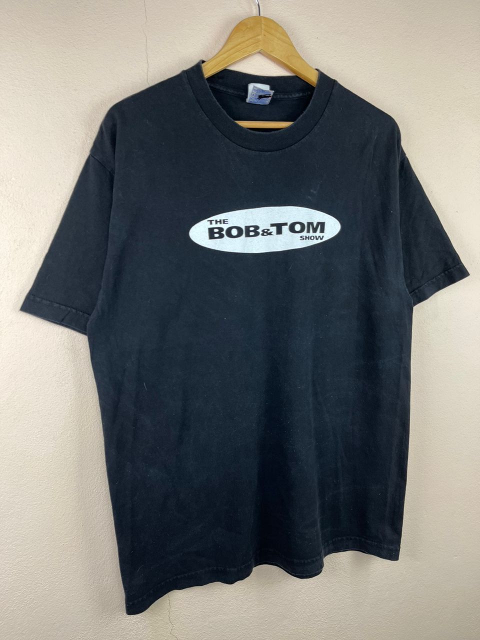 Vintage Vintage 90s The Bob & Tom Show Tee Size US L / EU 52-54 / 3 - 3 Thumbnail