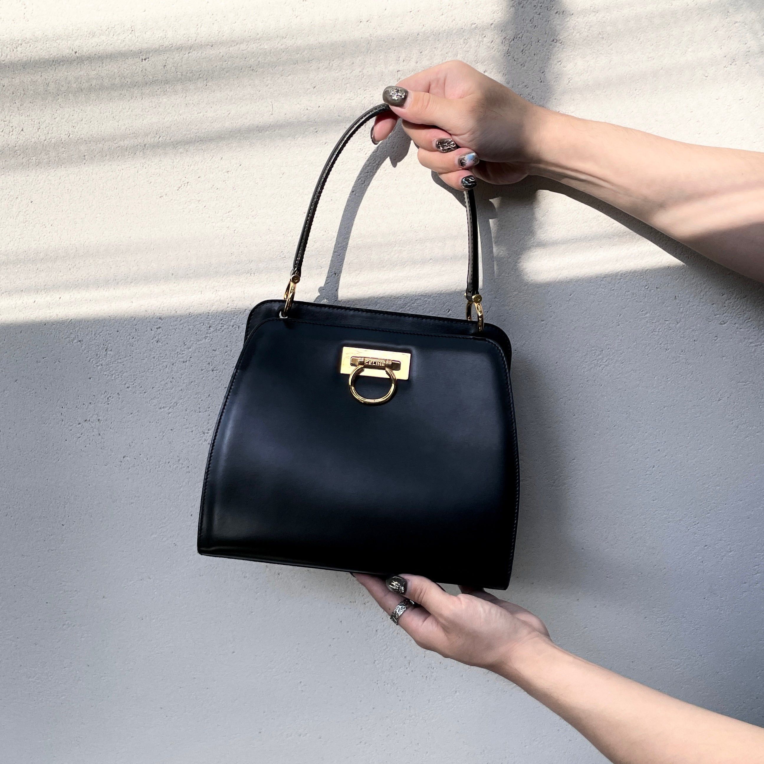 Celine Celine Gancini Handbag Leather Black X Gold Size ONE SIZE - 1 Thumbnail