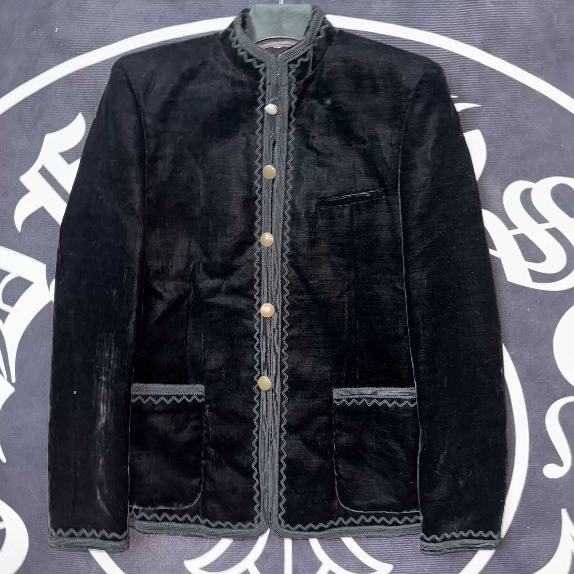 Saint Laurent Paris Saint Laurent 18FW Velvet Embroidered Tunic Size US S / EU 44-46 / 1 - 1 Thumbnail