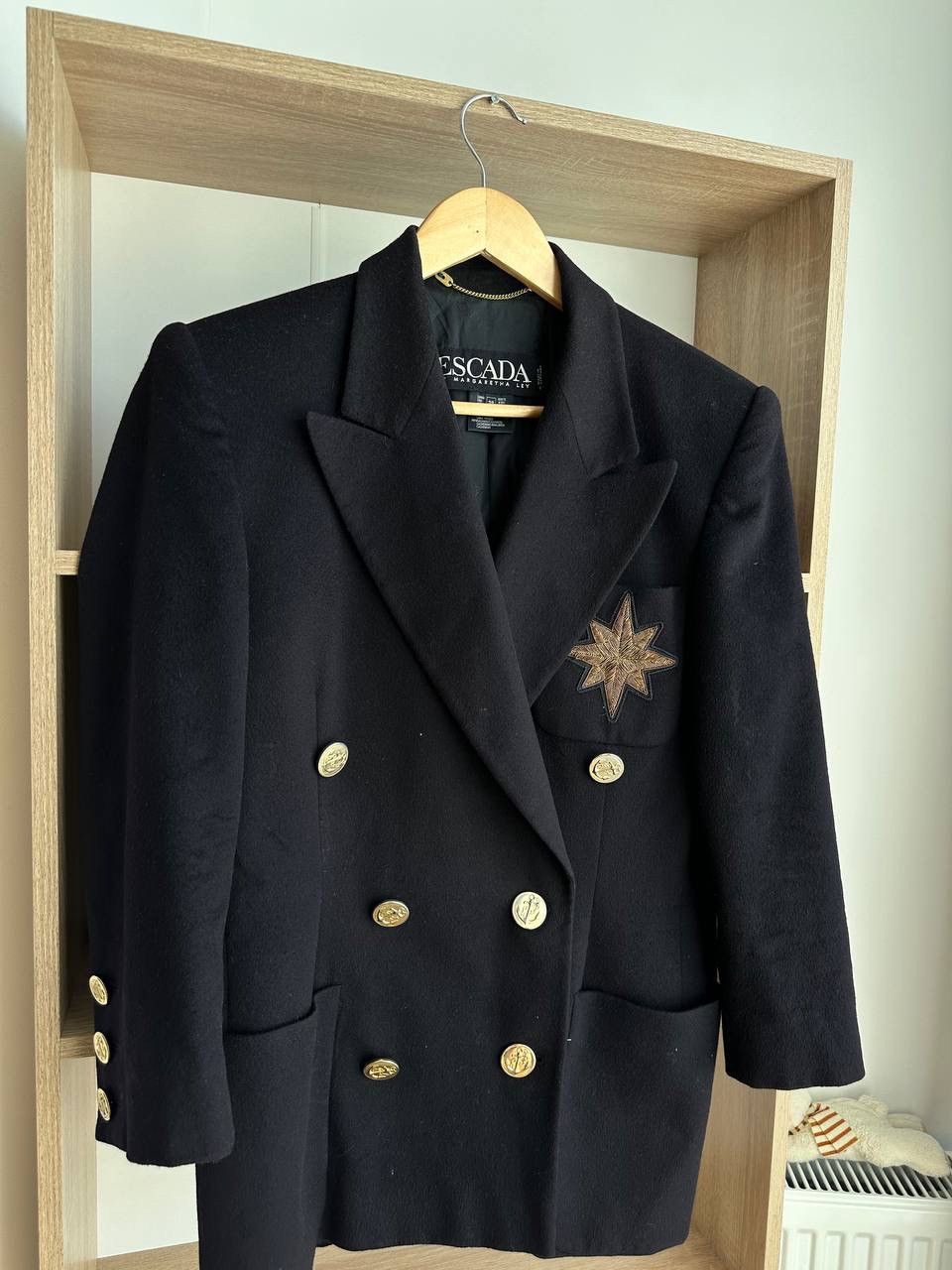 Escada × Vintage Vintage Escada Margaretha Ley Black Big Logo Wool Blazer Size M / US 6-8 / IT 42-44 - 17 Thumbnail