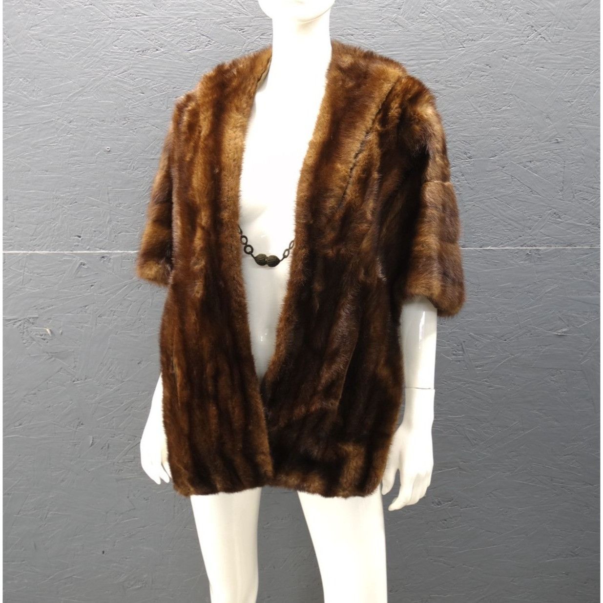Macys VTG Macy's Kansas City 'Fur Salon' Mink Stole Size ONE SIZE - 1 Thumbnail