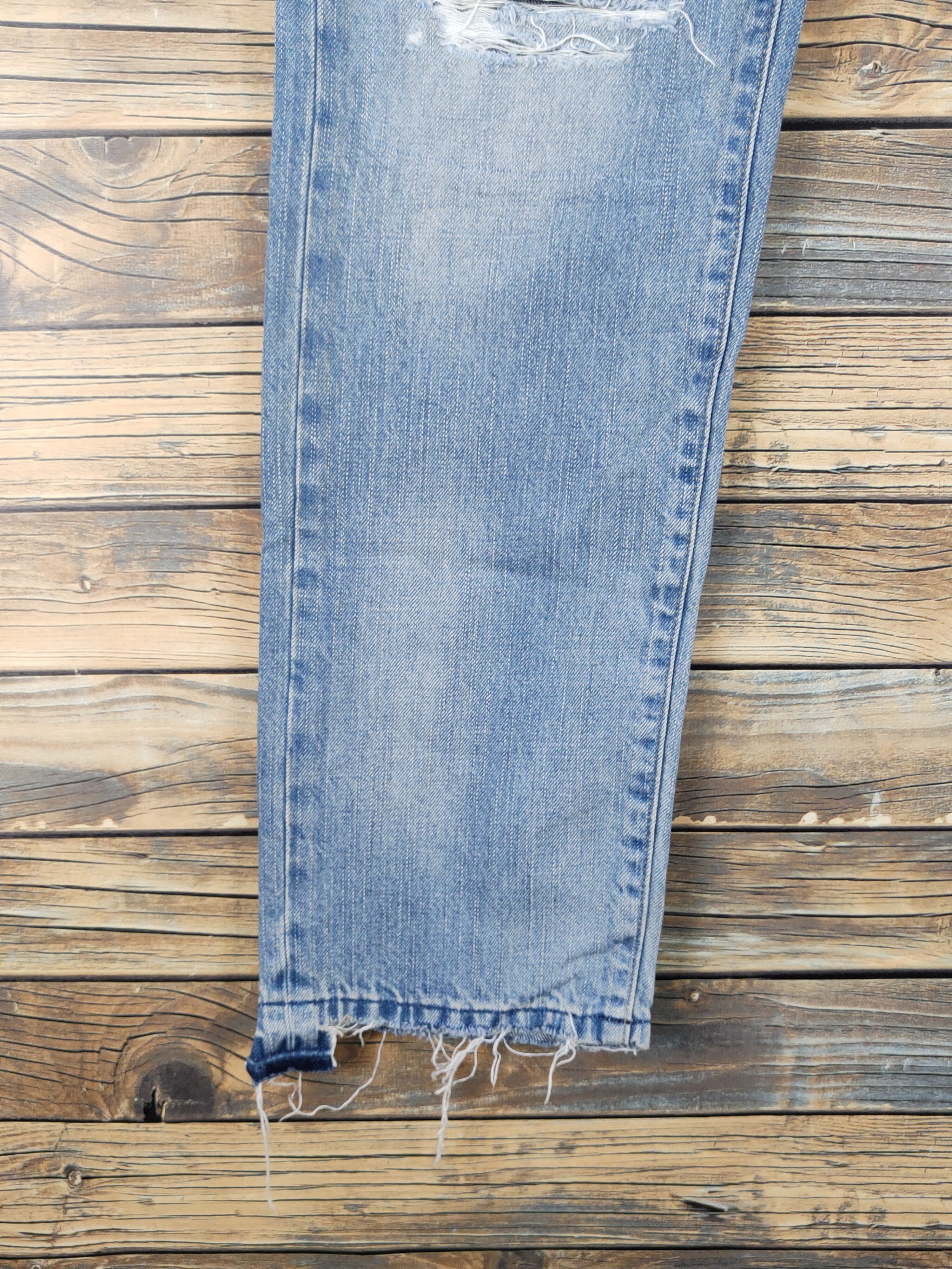 American Eagle Outfitters American Eagle Outfitters Distressed Ripped Jeans #W1411 Size US 32 / EU 48 - 4 Thumbnail