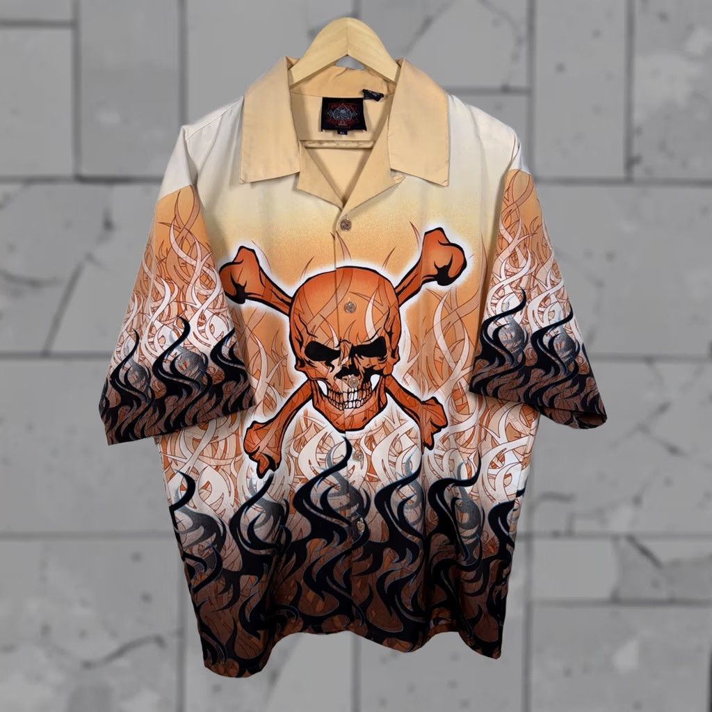 Vintage DRAGONFLY ROADHOUSE Shirt Mens XL Orange Skull Flames Short Sleeve Button-Up Size US XL / EU 56 / 4 - 1 Thumbnail