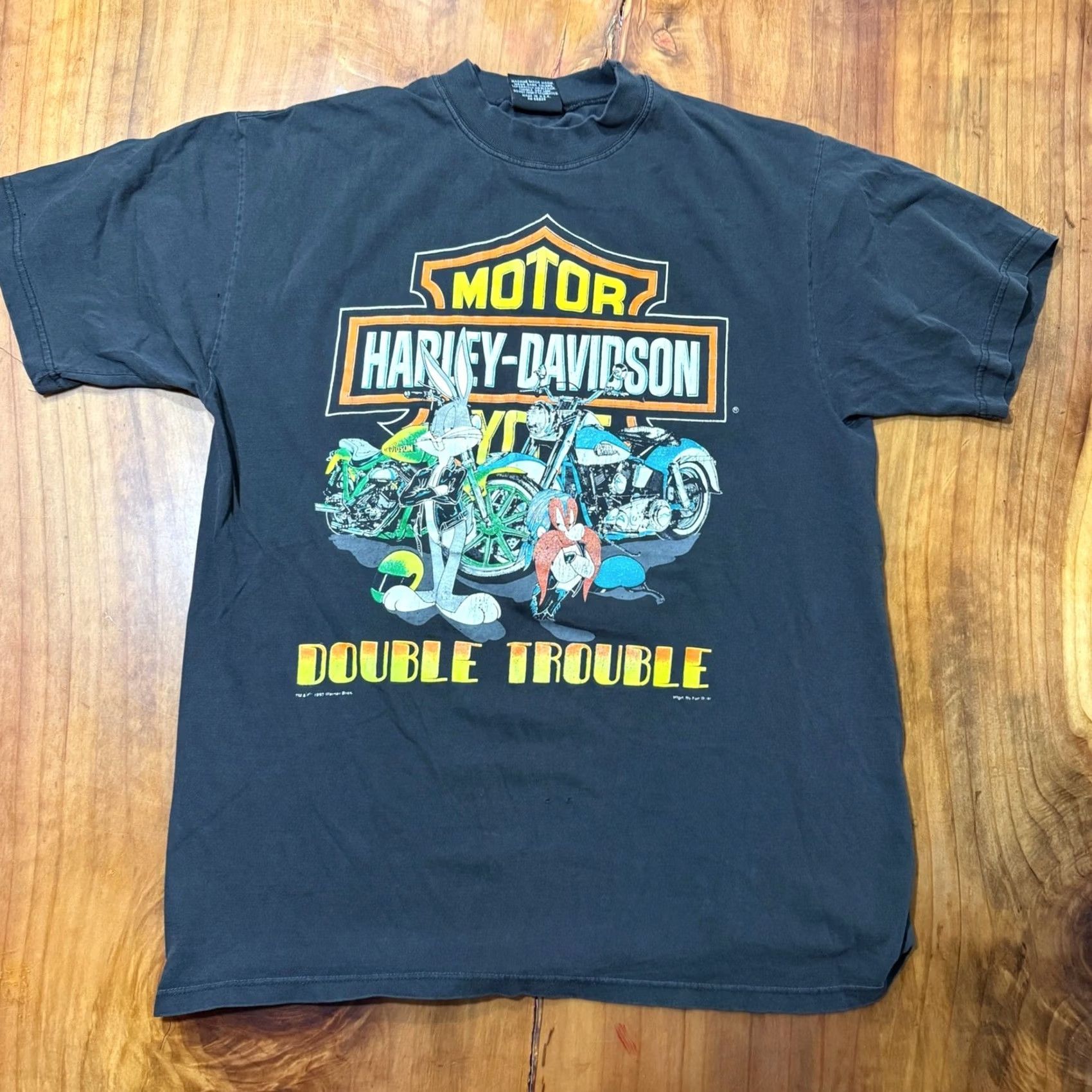 Harley Davidson VINTAGE Harley Davidson 1990s T-shirt XL Black Bugs Bunny Warner Bros Shirt Mens Size US XL / EU 56 / 4 - 2 Thumbnail