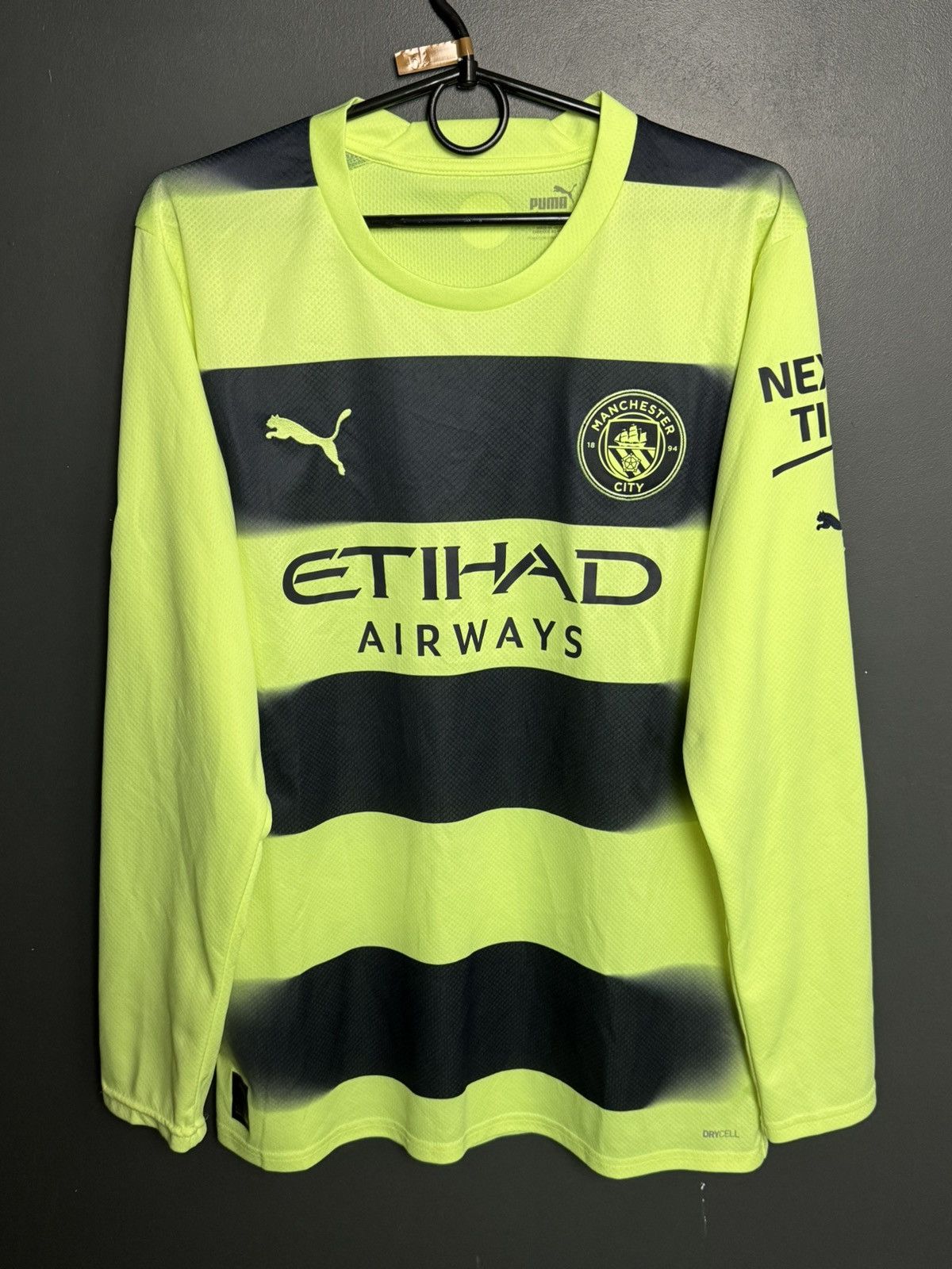 Puma Manchester City 22/23 Third Player Issue Football Jersey Size US M / EU 48-50 / 2 - 1 Thumbnail
