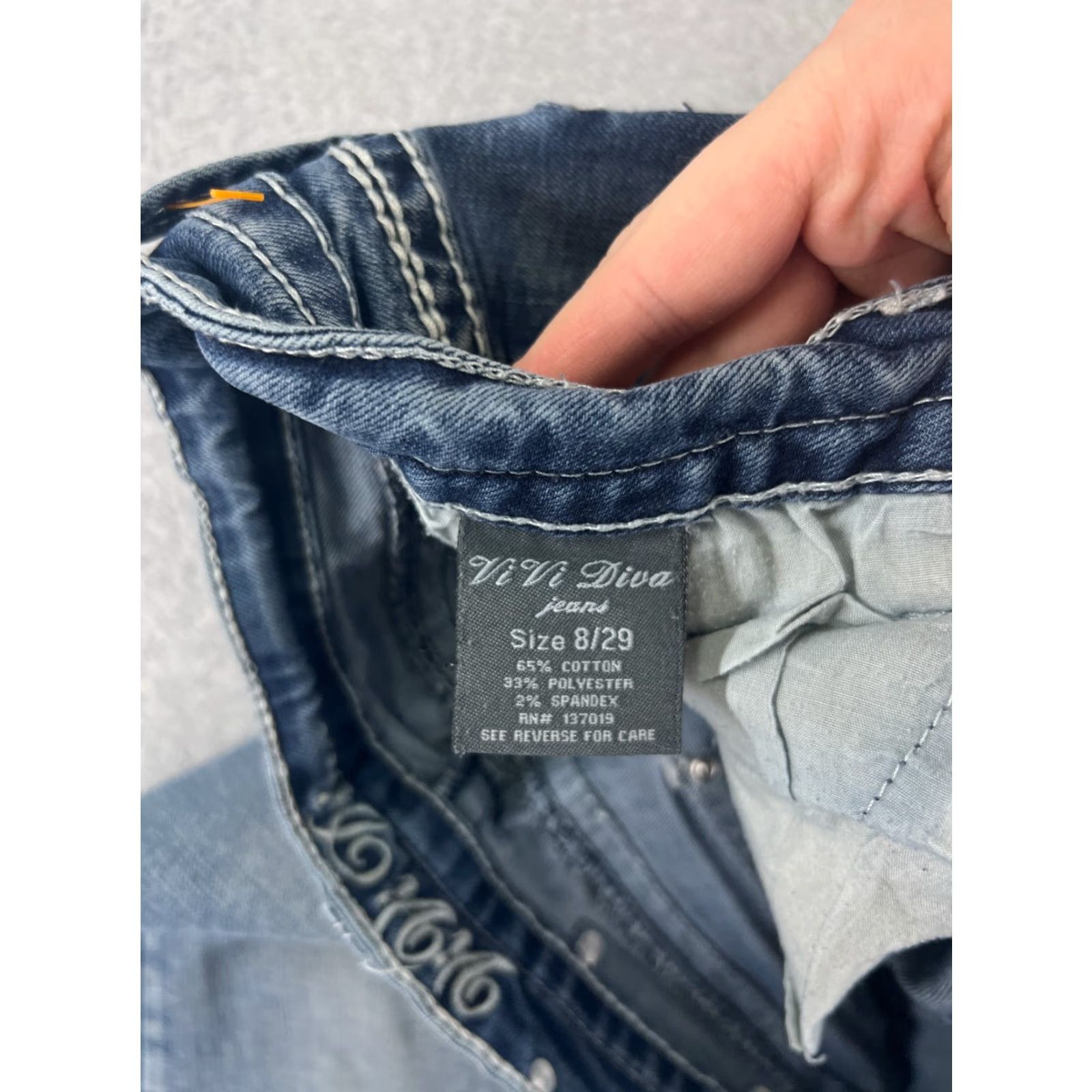 Vintage Vi Vi Diva Jeans Women 8 Blue Denim Bootcut Mid Rise Regular Inseam 32 5-Pocket Embroidered Cotton Blend Vintage? No. Size 30" / US 8 / IT 44 - 4 Thumbnail