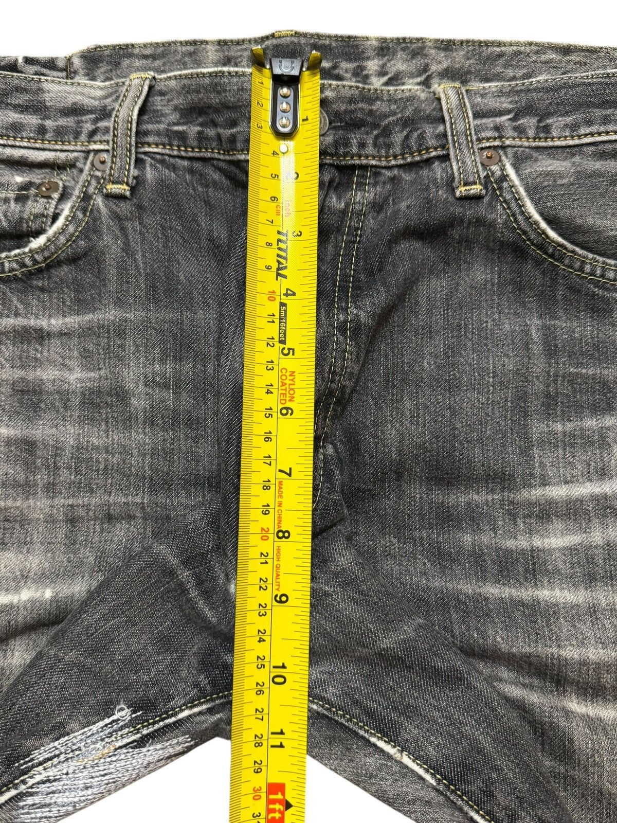 Uniqlo Vintage Y2K Japanese Uniqlo Faded Wash Whiskers Relaxed Fits Size US 35 - 13 Thumbnail