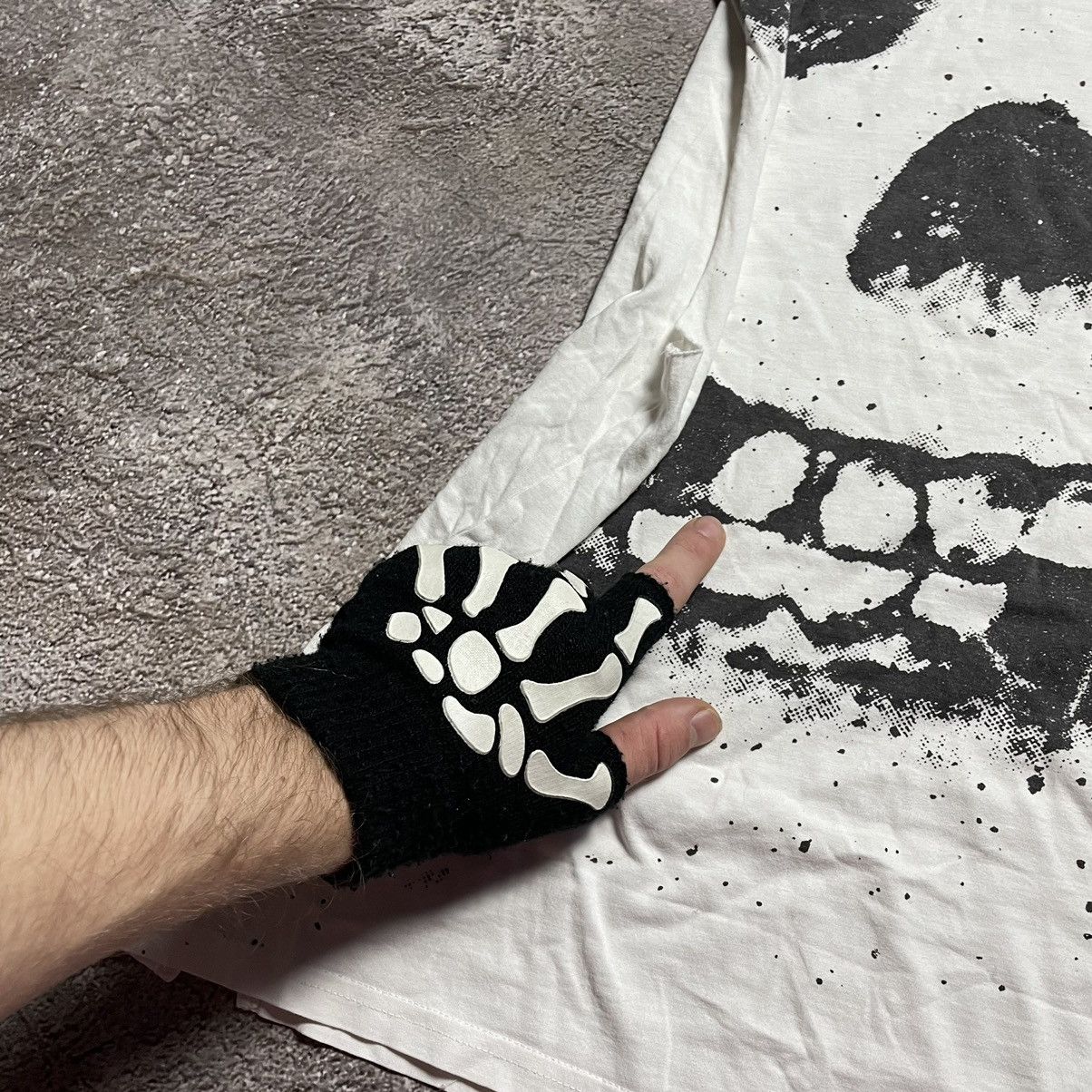 Vintage Vintage Y2K Skeleton Graphic Tee Sleeveless Distressed Goth Size US L / EU 52-54 / 3 - 6 Thumbnail